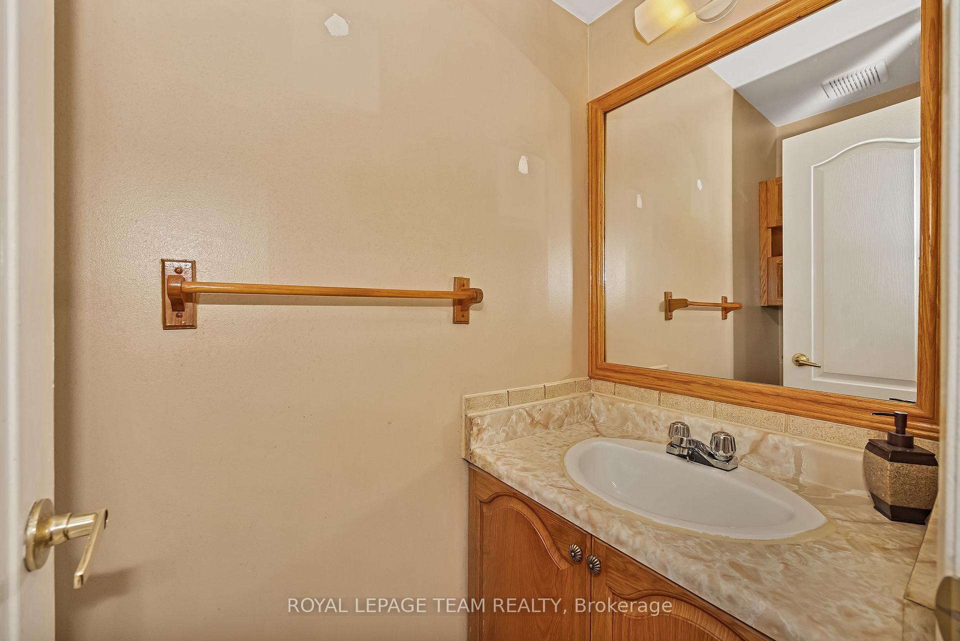 Photo 18 of Unit 77, 12 Bentbrook Crescent, Ottawa, Barrhaven - Heritage Park — HOMEH