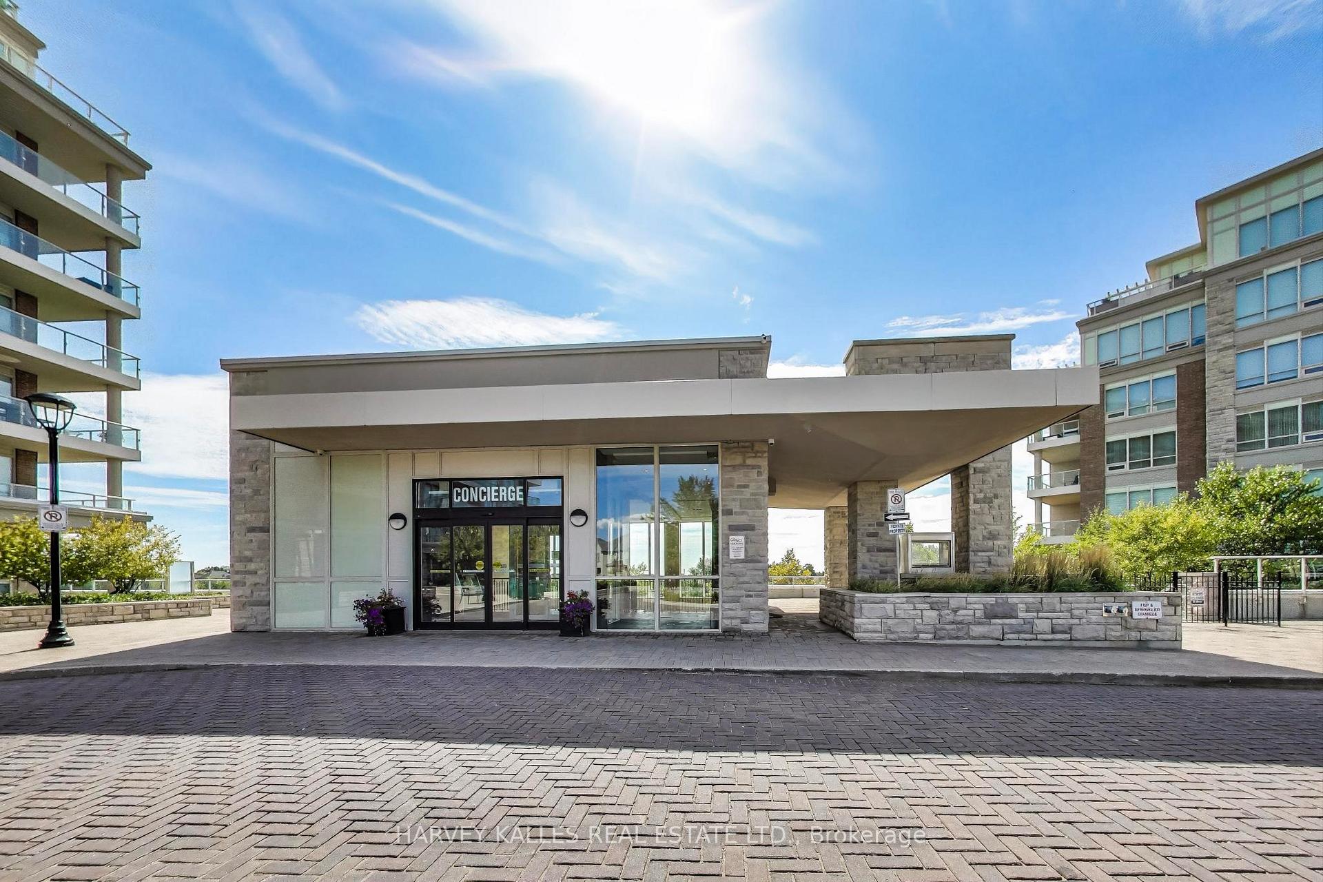 Photo 5 of Unit 212, 9 Stollery Pond Crescent, Markham, Devil's Elbow — HOMEH