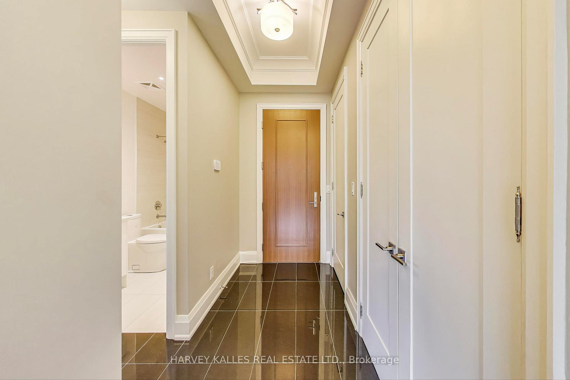 Photo 8 of Unit 212, 9 Stollery Pond Crescent, Markham, Devil's Elbow — HOMEH