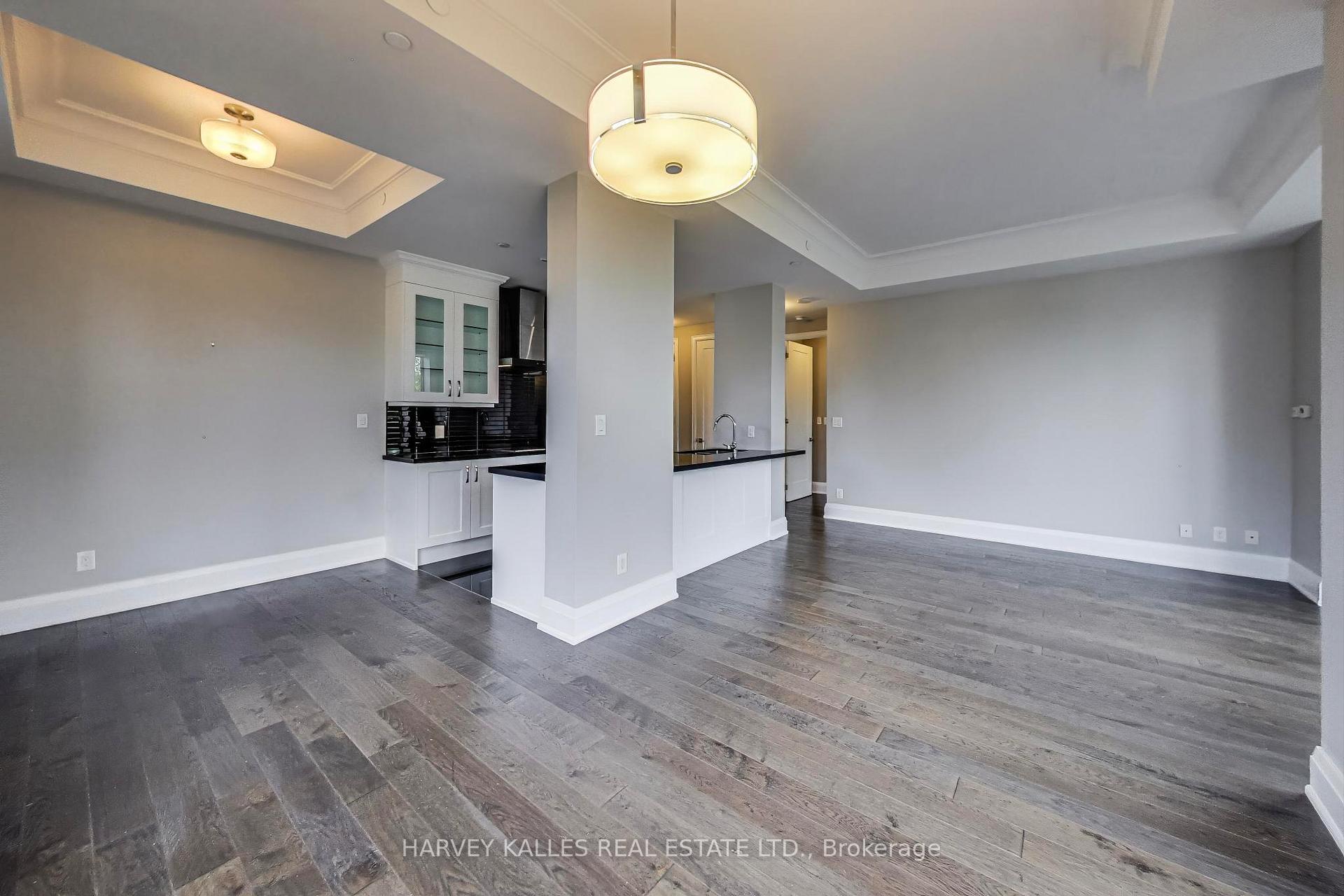 Photo 12 of Unit 212, 9 Stollery Pond Crescent, Markham, Devil's Elbow — HOMEH