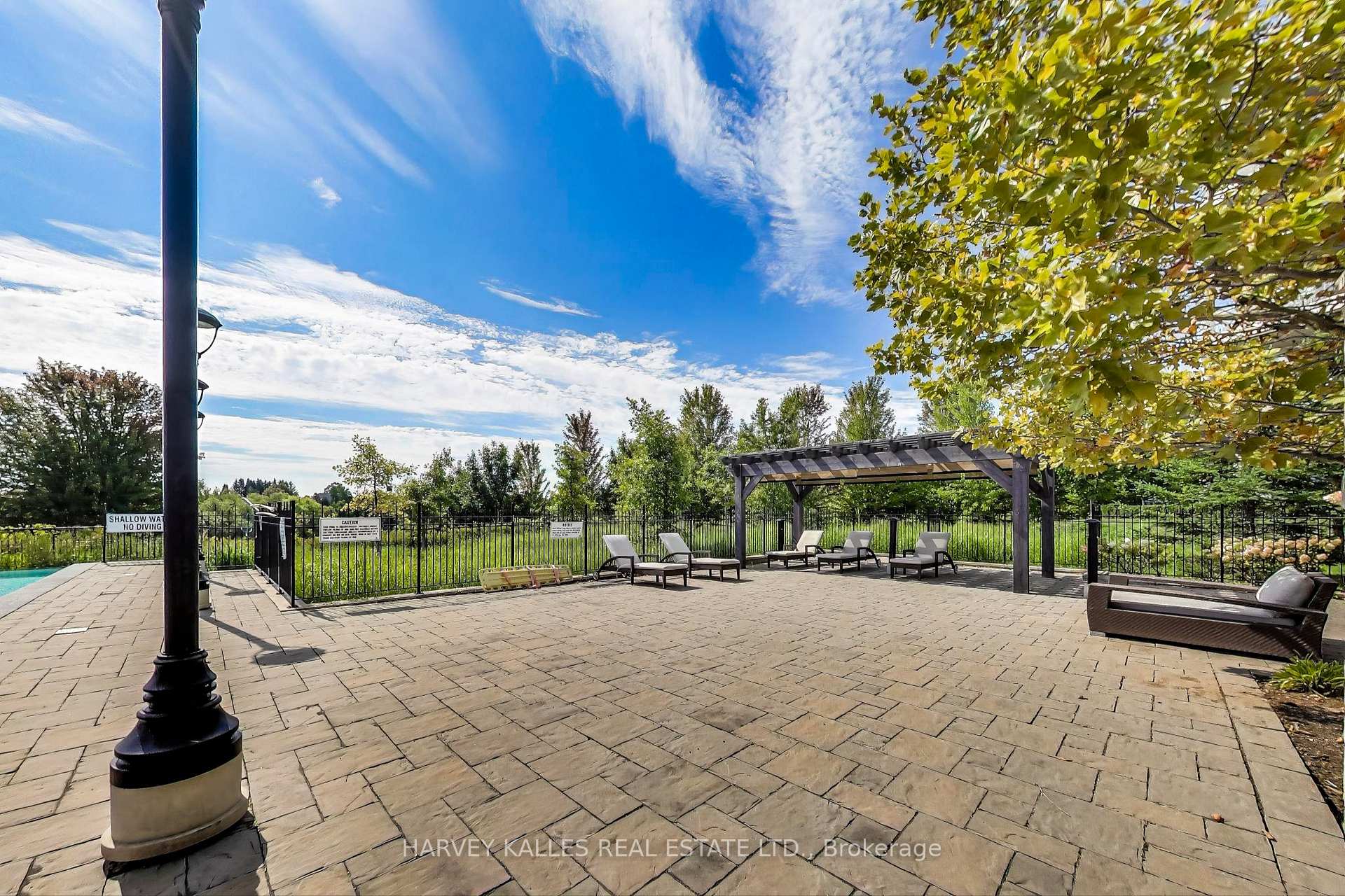 Photo 33 of Unit 212, 9 Stollery Pond Crescent, Markham, Devil's Elbow — HOMEH