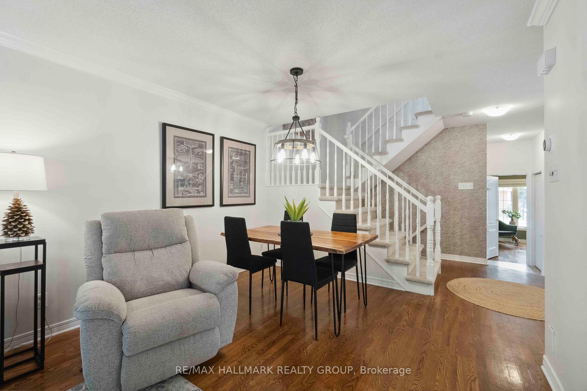 Photo 9 of Unit 14, 121 Stonebriar Drive, Ottawa, Centrepointe — HOMEH