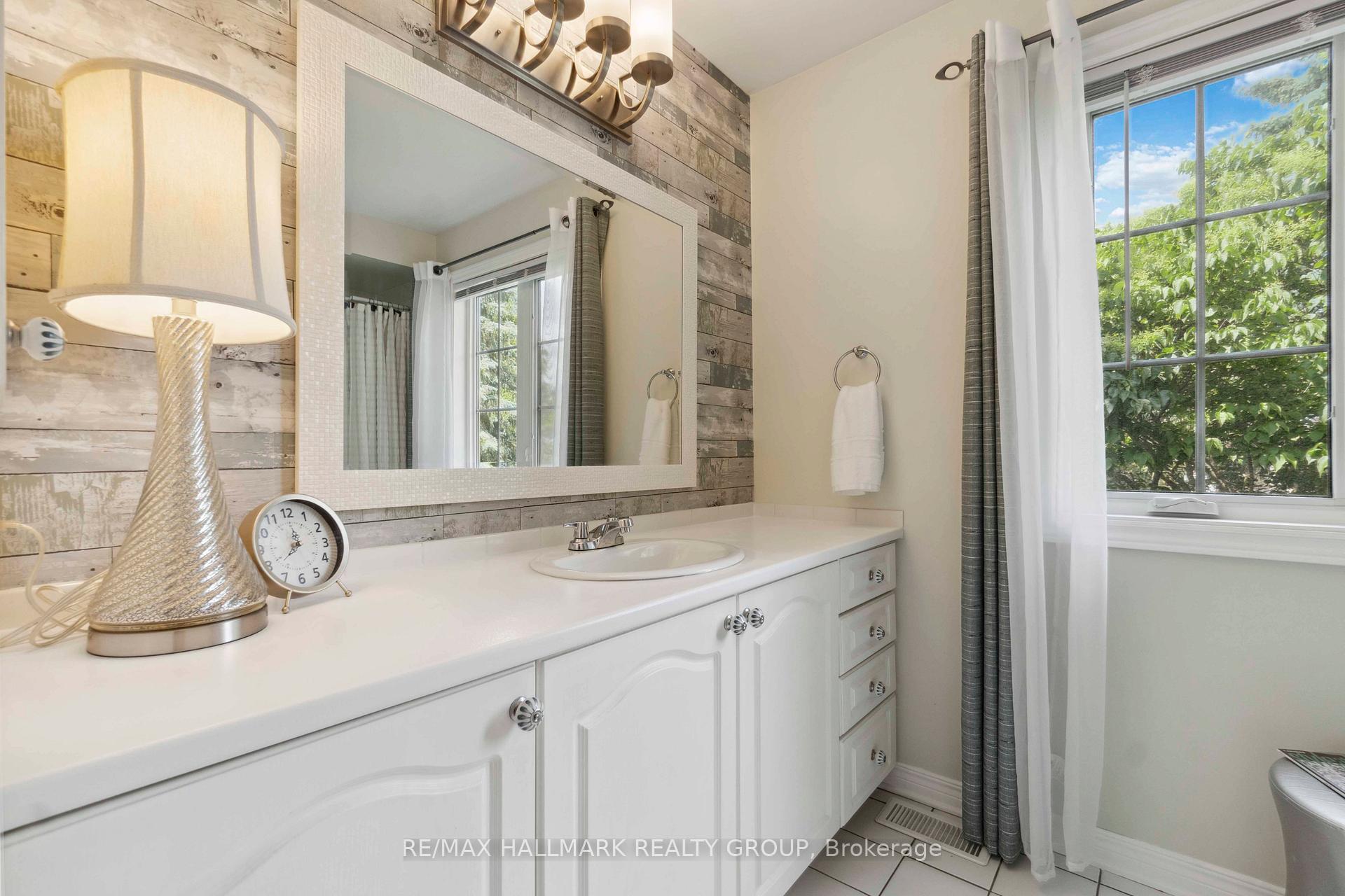 Photo 36 of Unit 14, 121 Stonebriar Drive, Ottawa, Centrepointe — HOMEH