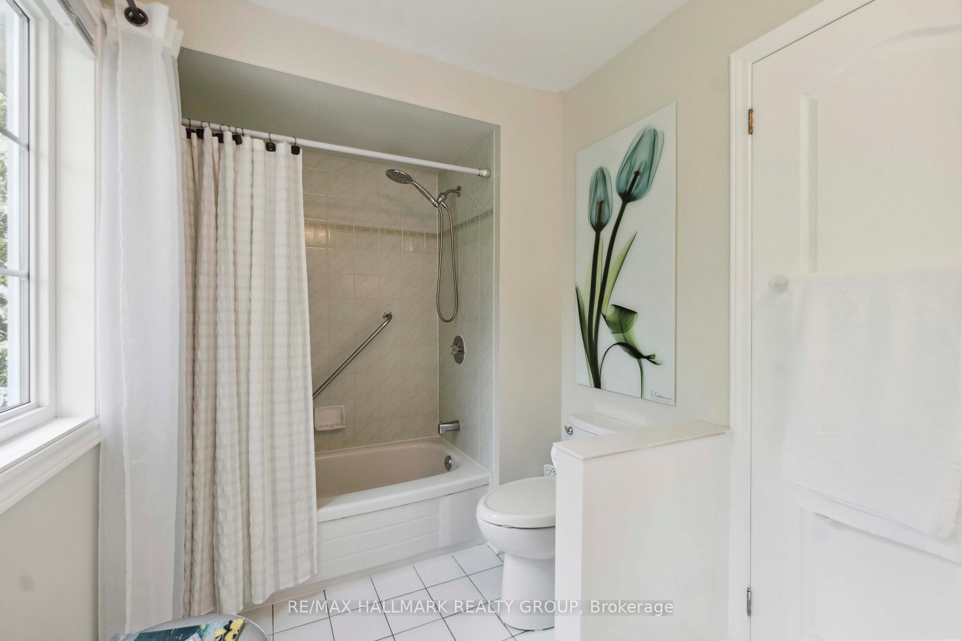 Photo 37 of Unit 14, 121 Stonebriar Drive, Ottawa, Centrepointe — HOMEH