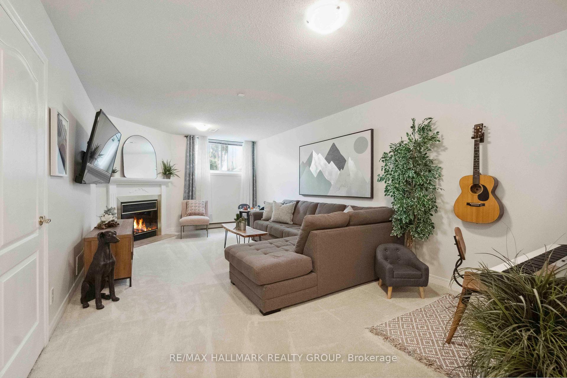 Photo 39 of Unit 14, 121 Stonebriar Drive, Ottawa, Centrepointe — HOMEH