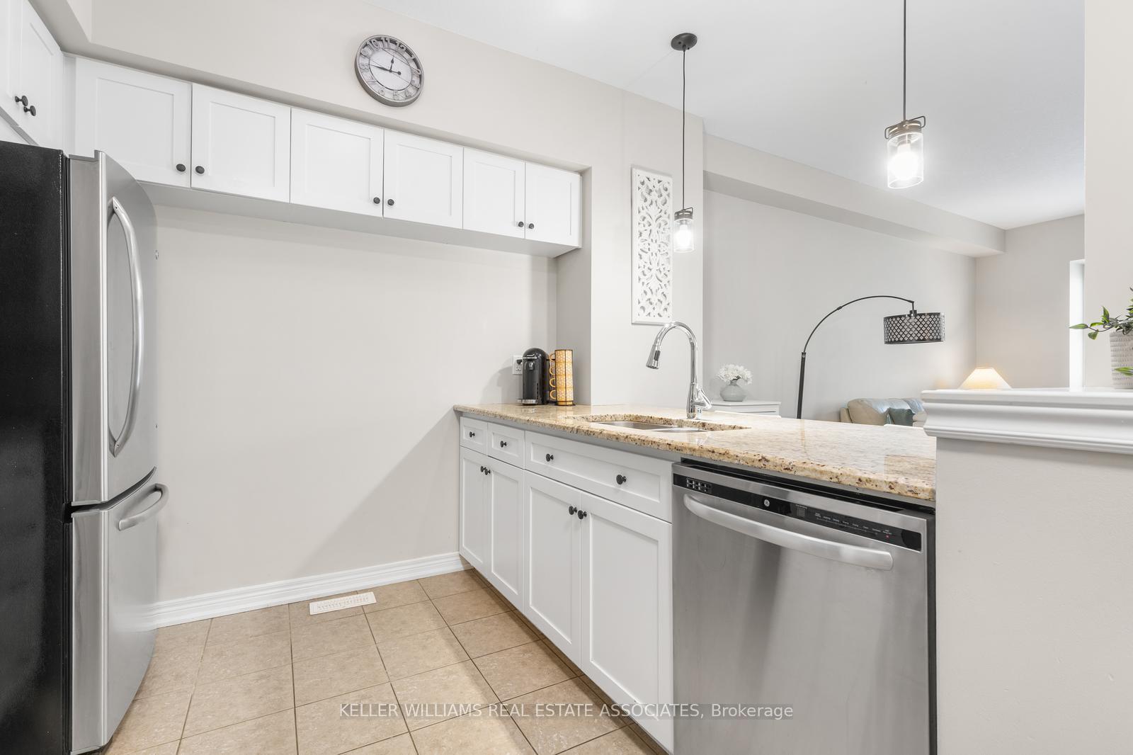 Photo 5 of Unit 37, 337 Beach Boulevard, Hamilton, Hamilton Beach — HOMEH