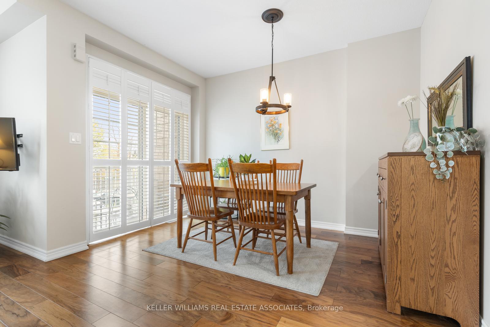 Photo 14 of Unit 37, 337 Beach Boulevard, Hamilton, Hamilton Beach — HOMEH