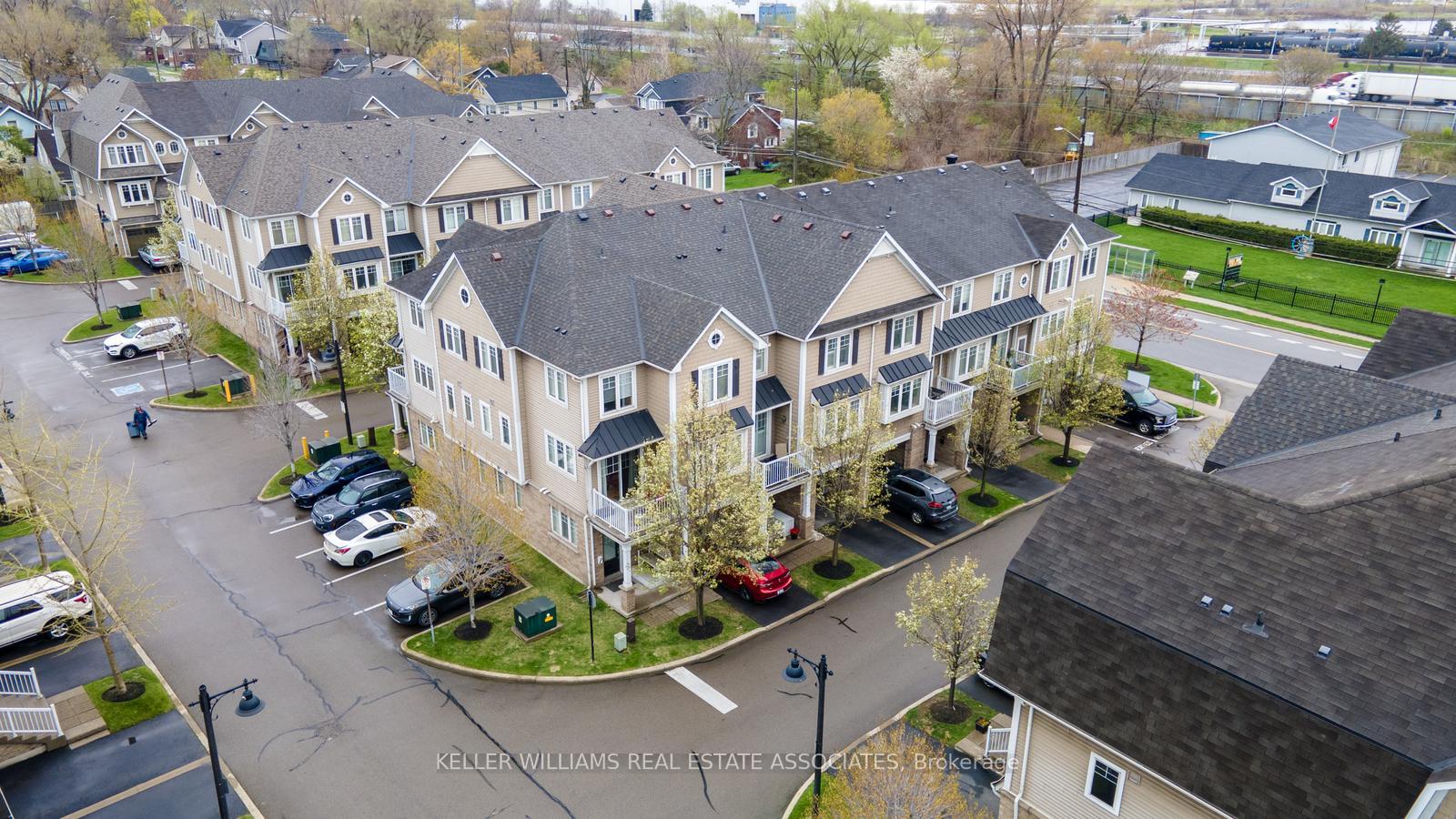 Photo 22 of Unit 37, 337 Beach Boulevard, Hamilton, Hamilton Beach — HOMEH