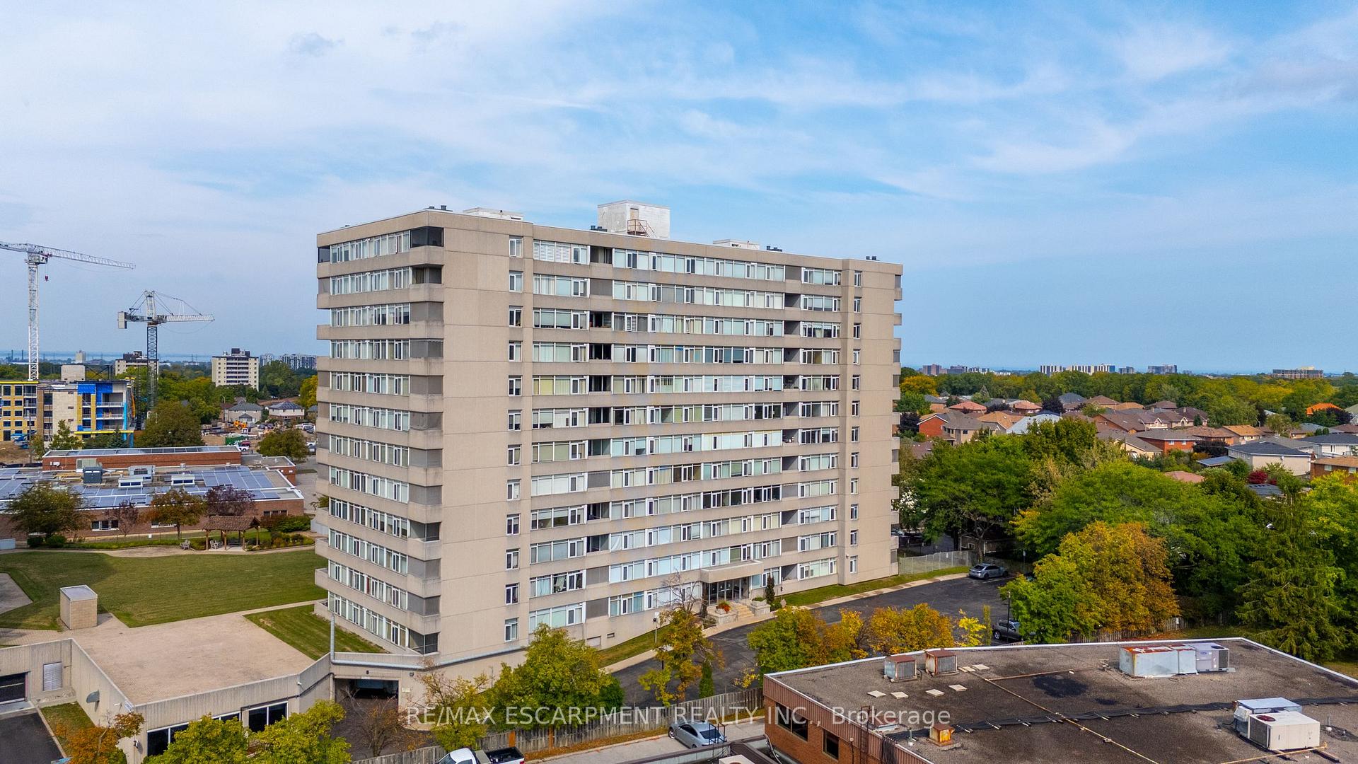 Front of Unit 1103, 40 Harrisford Street