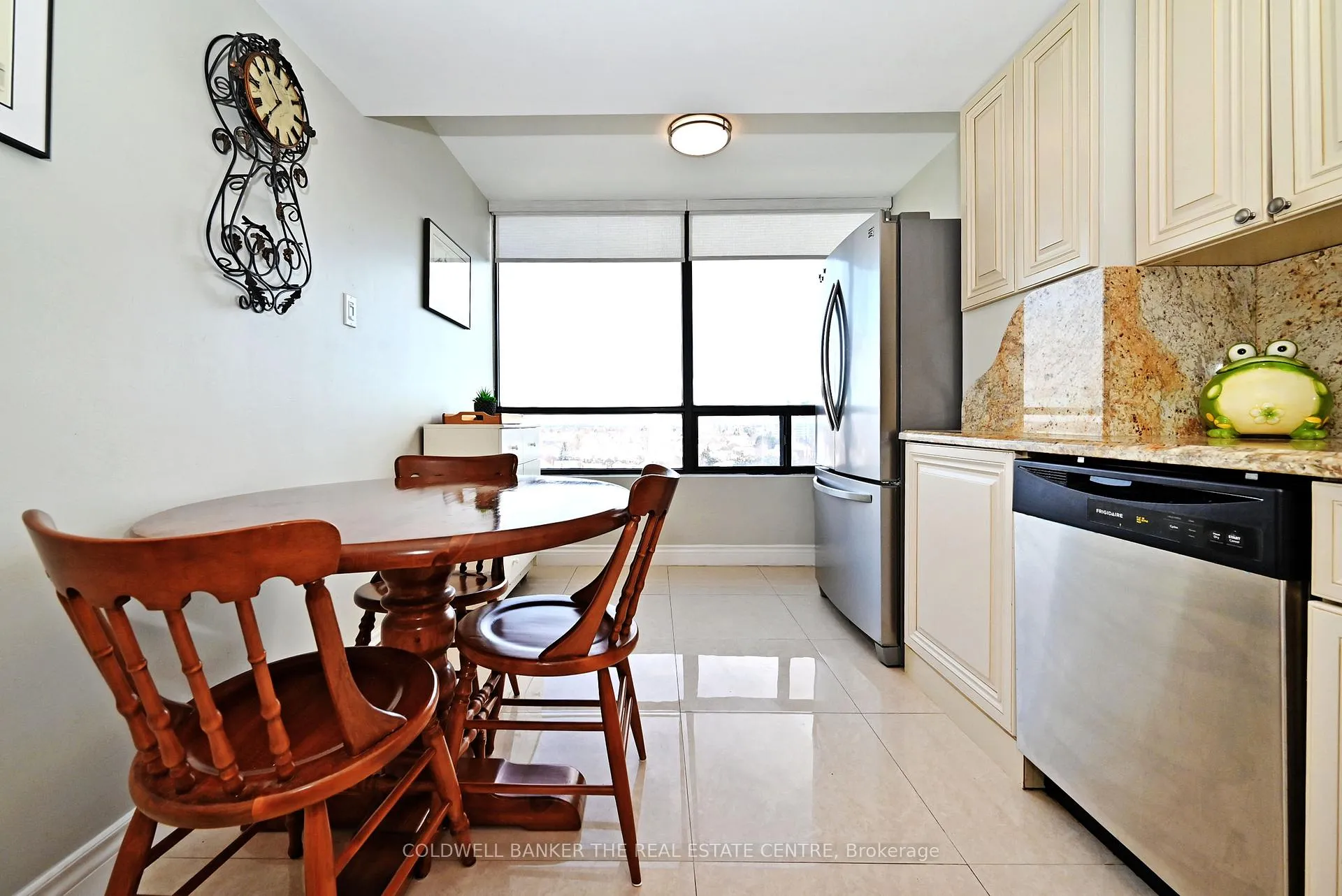Photo 23 of Unit 1004, 7440 Bathurst Street, Vaughan, Brownridge — HOMEH