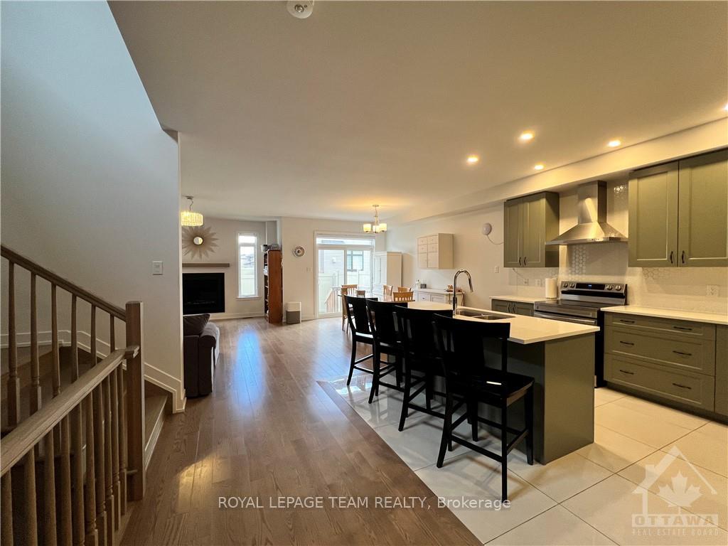 Photo 7 of 1039 Hydrangea Avenue, Ottawa, Riverside South/Gloucester Glen — HOMEH