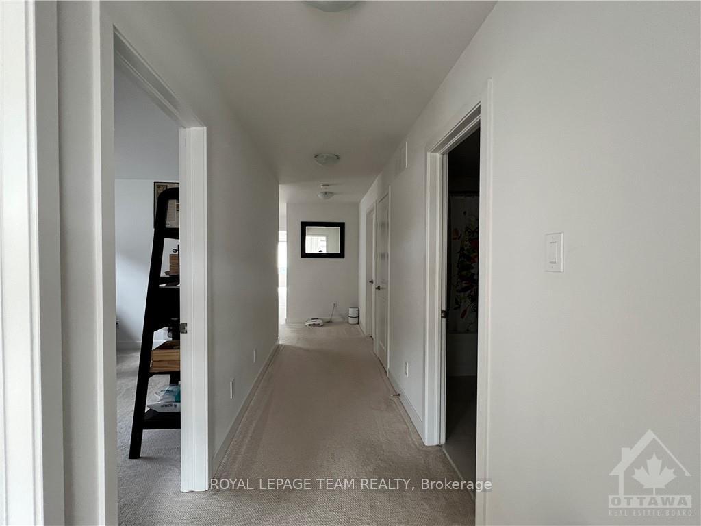 Photo 16 of 1039 Hydrangea Avenue, Ottawa, Riverside South/Gloucester Glen — HOMEH