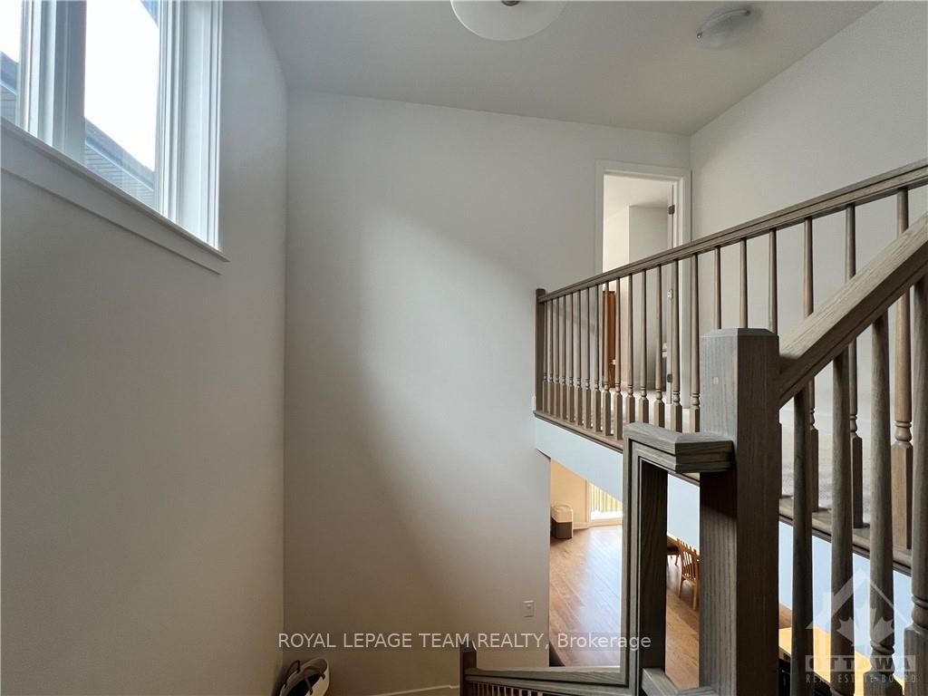 Photo 24 of 1039 Hydrangea Avenue, Ottawa, Riverside South/Gloucester Glen — HOMEH