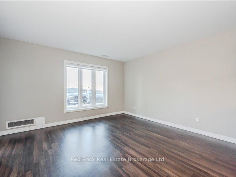 Photo 11 of Unit 003, 104 Summit Ridge Drive, Guelph, Grange Road — HOMEH
