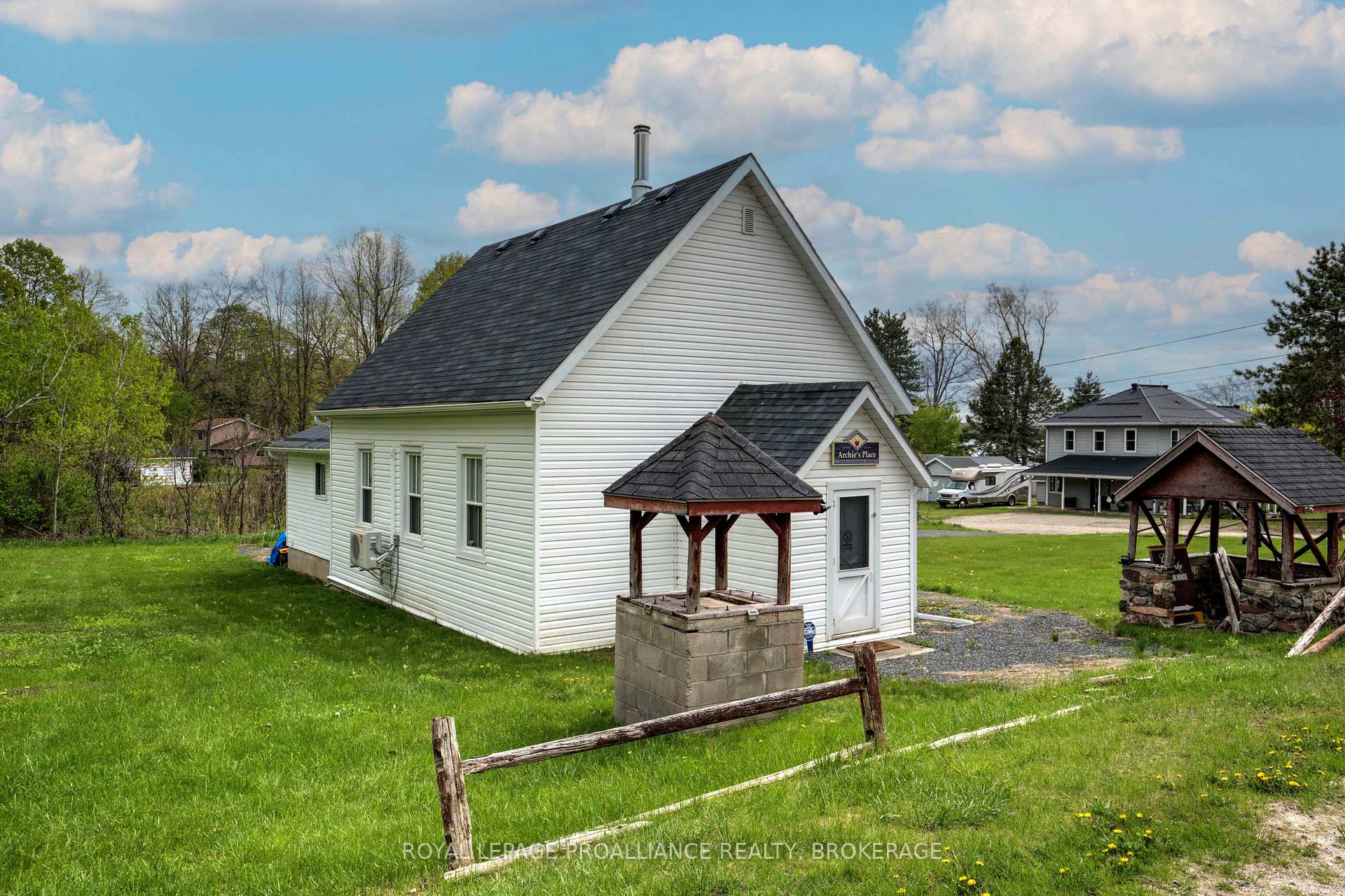 Photo 2 of 1867 Crow Lake Road, Frontenac, Frontenac Centre — HOMEH