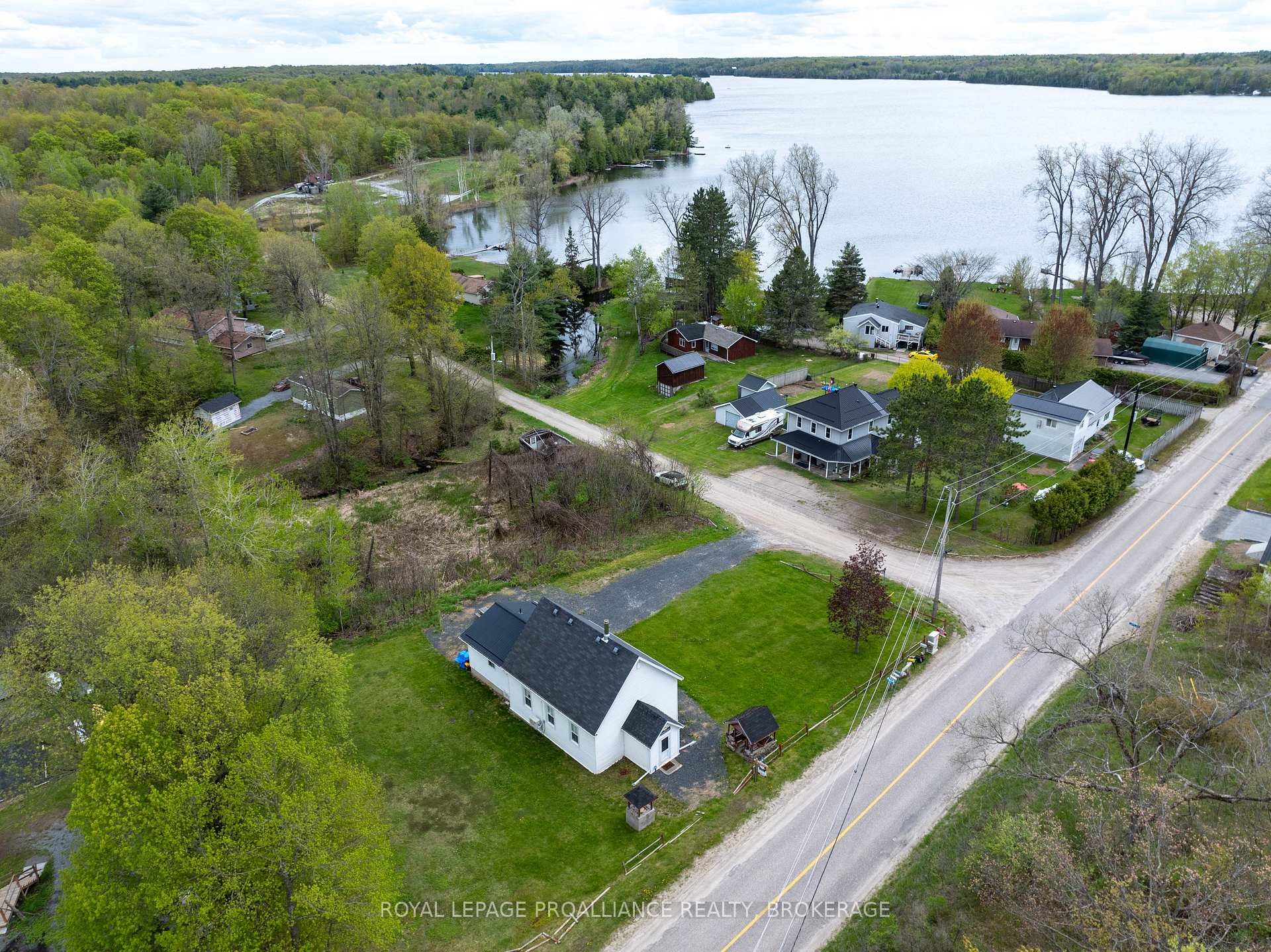 Photo 5 of 1867 Crow Lake Road, Frontenac, Frontenac Centre — HOMEH