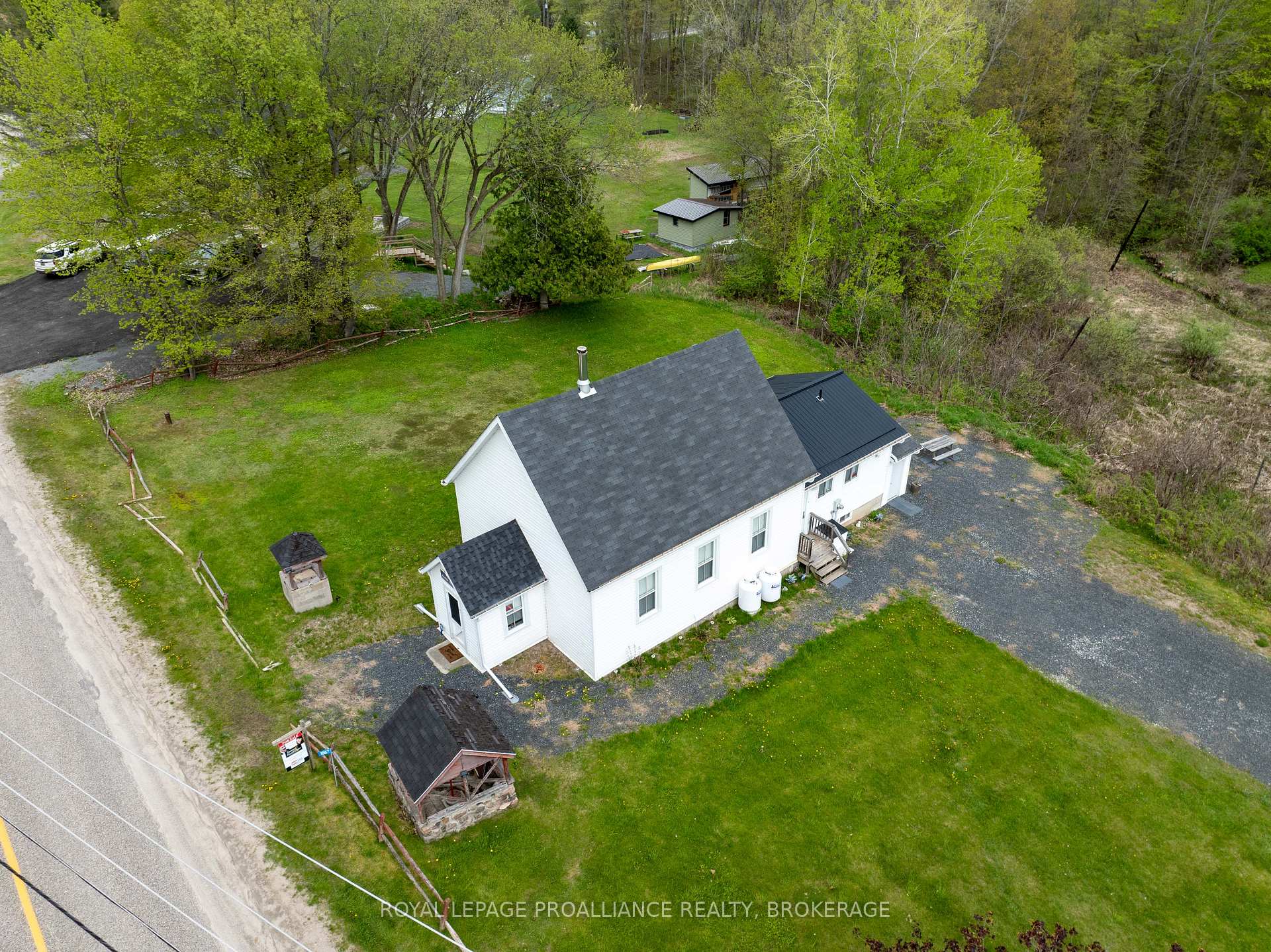 Photo 6 of 1867 Crow Lake Road, Frontenac, Frontenac Centre — HOMEH