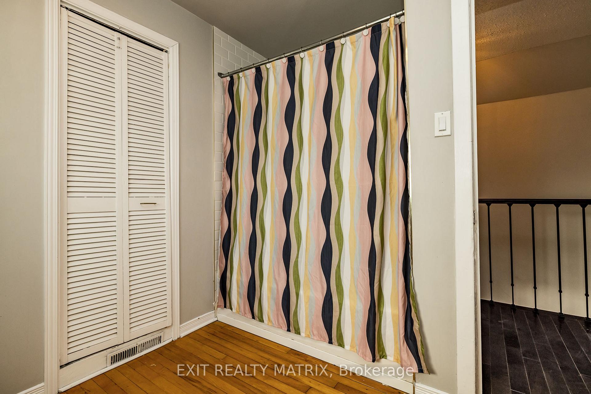 Photo 30 of 634 Edison Avenue, Ottawa, McKellar/Highland — HOMEH