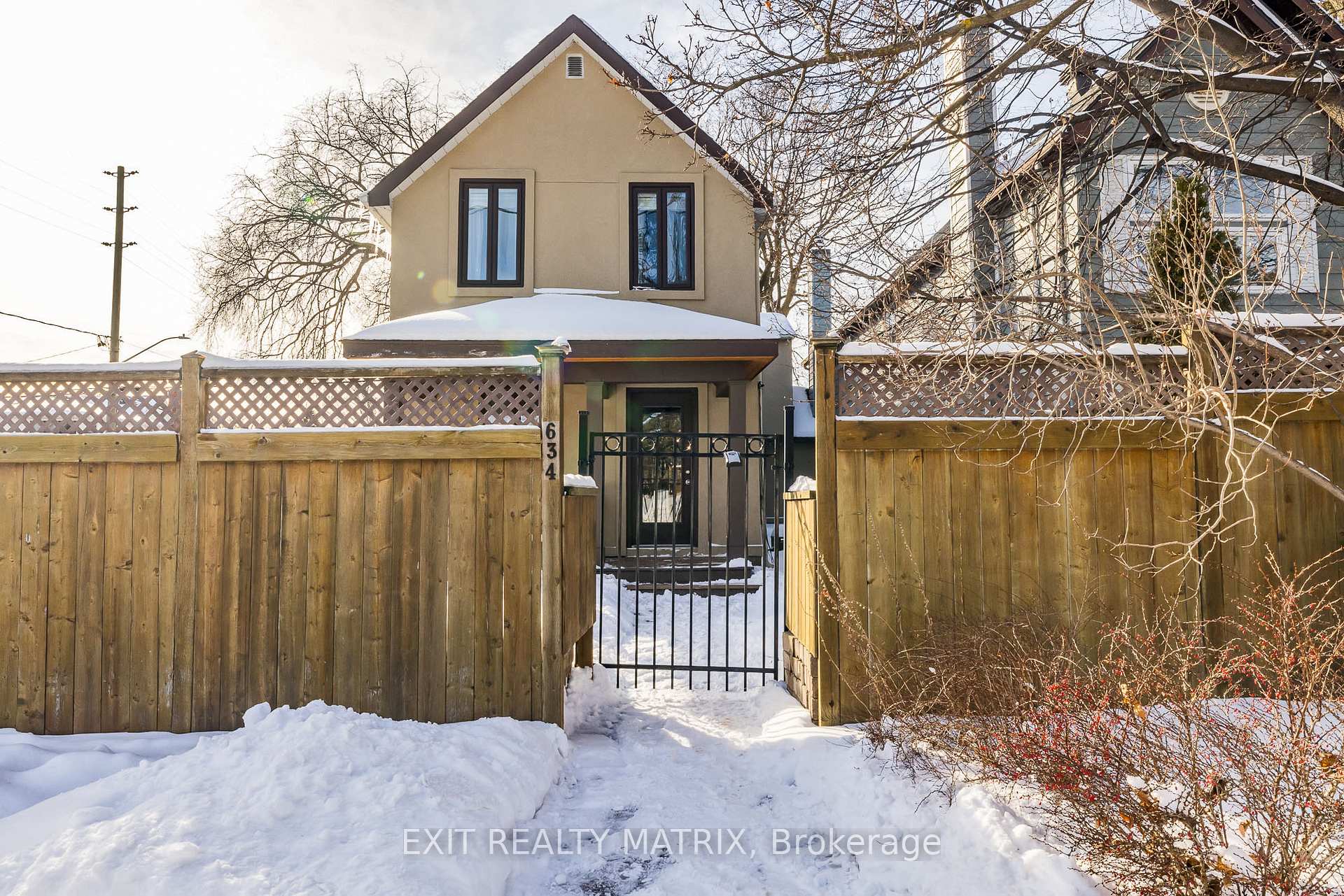 Photo 34 of 634 Edison Avenue, Ottawa, McKellar/Highland — HOMEH