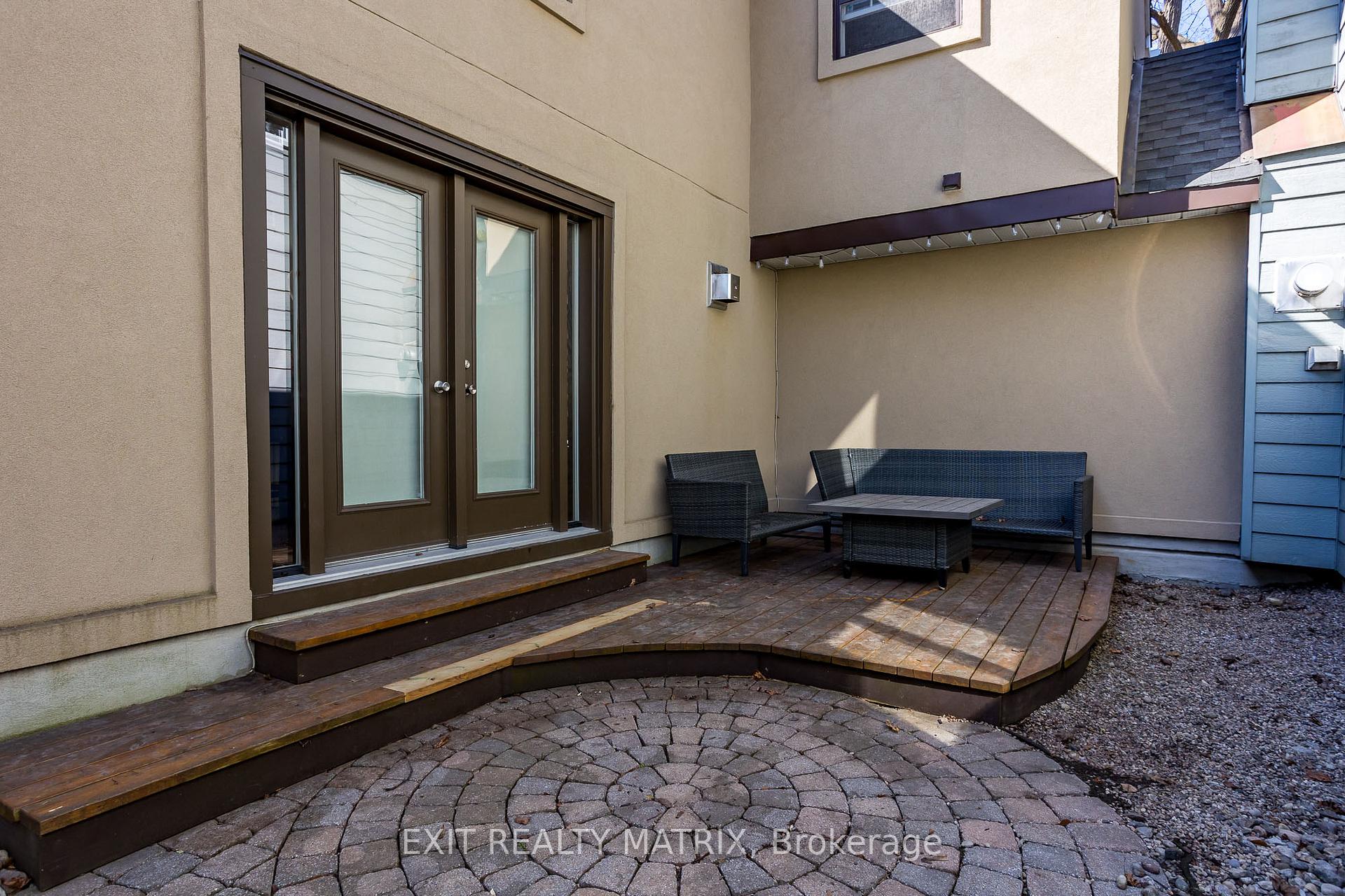 Photo 36 of 634 Edison Avenue, Ottawa, McKellar/Highland — HOMEH