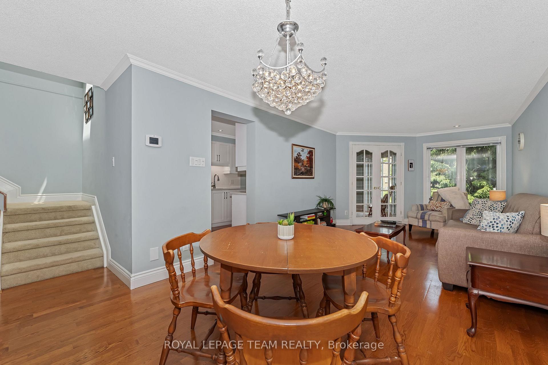 Photo 4 of 87 Dalecroft Crescent, Ottawa, Centrepointe — HOMEH