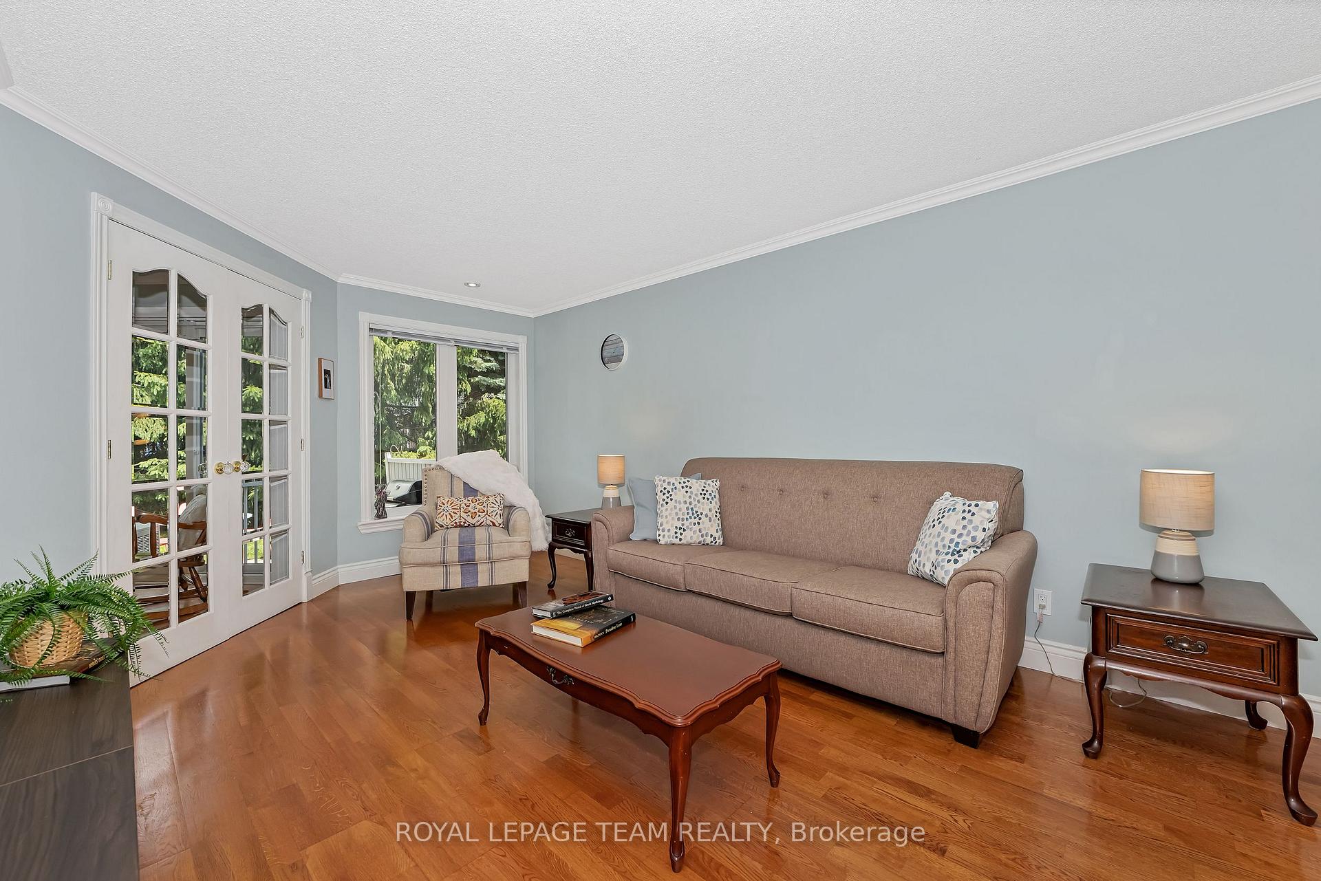 Photo 5 of 87 Dalecroft Crescent, Ottawa, Centrepointe — HOMEH
