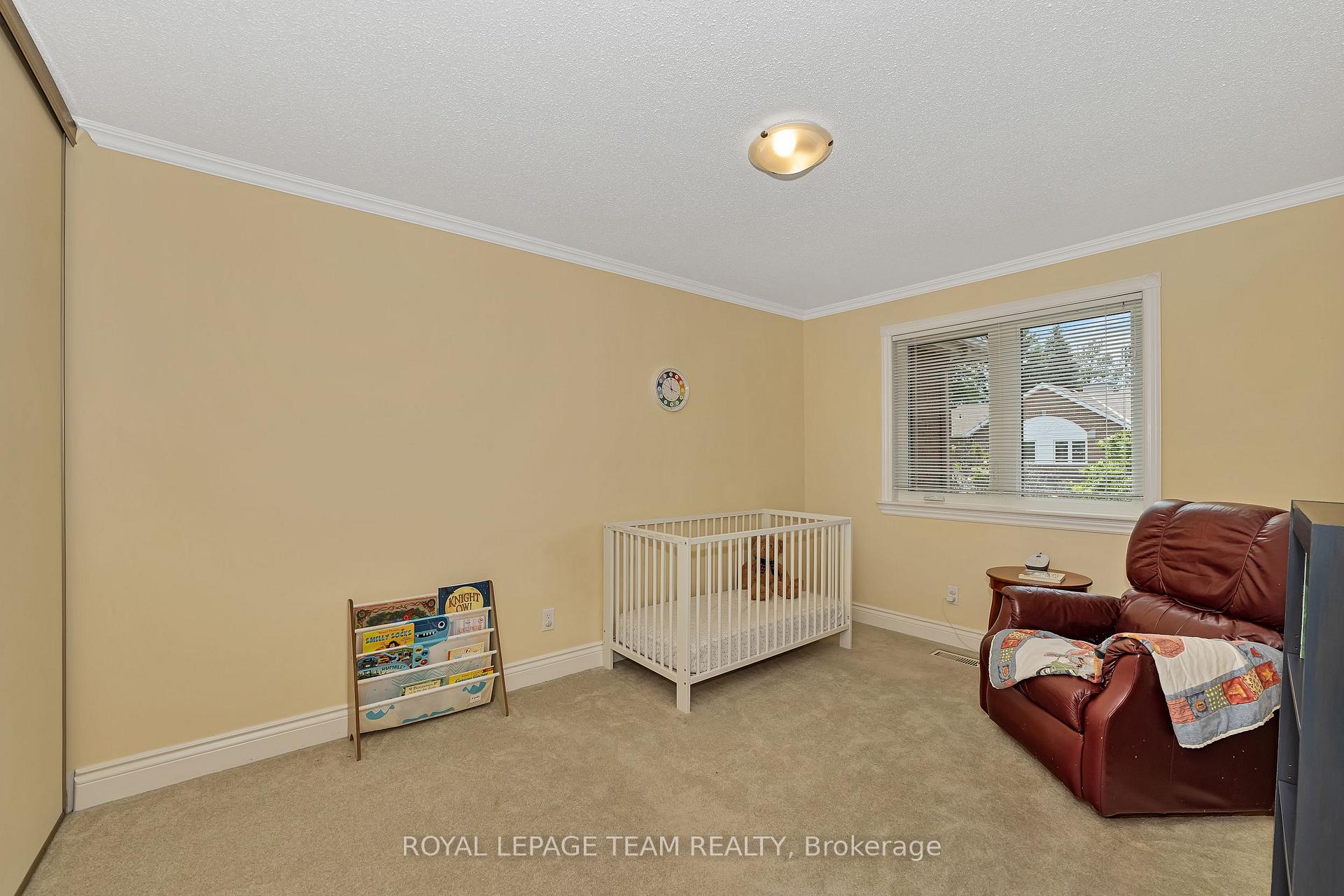 Photo 13 of 87 Dalecroft Crescent, Ottawa, Centrepointe — HOMEH