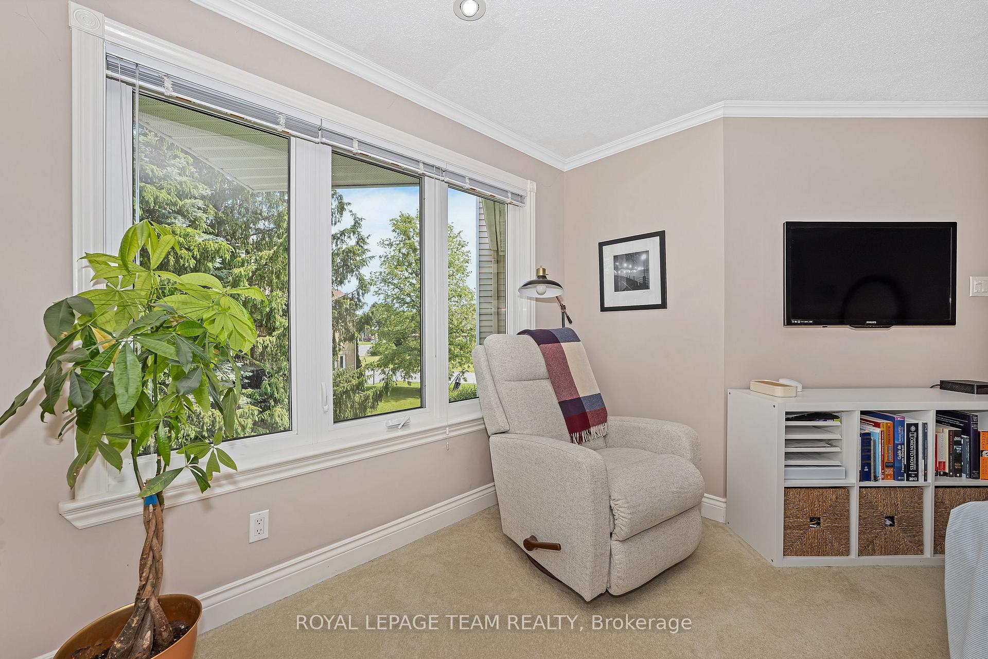Photo 21 of 87 Dalecroft Crescent, Ottawa, Centrepointe — HOMEH