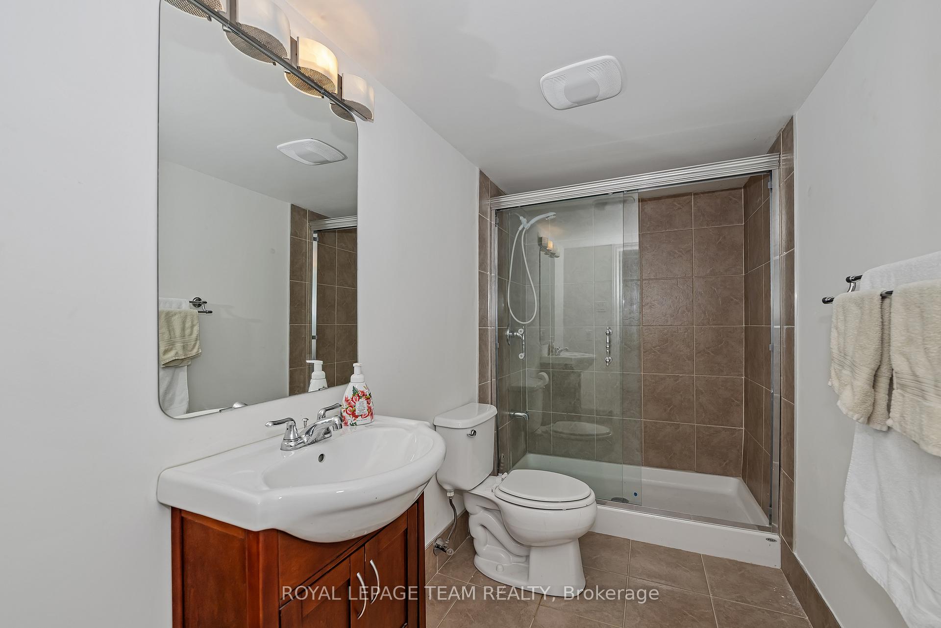 Photo 27 of 87 Dalecroft Crescent, Ottawa, Centrepointe — HOMEH