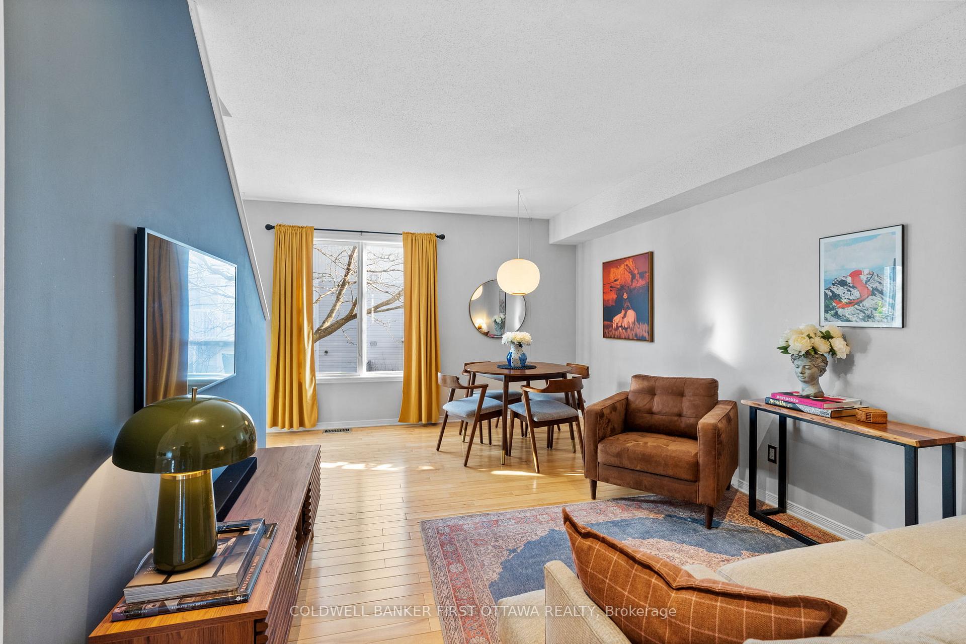 Photo 11 of 7 Scout Street, Ottawa, Central Park — HOMEH