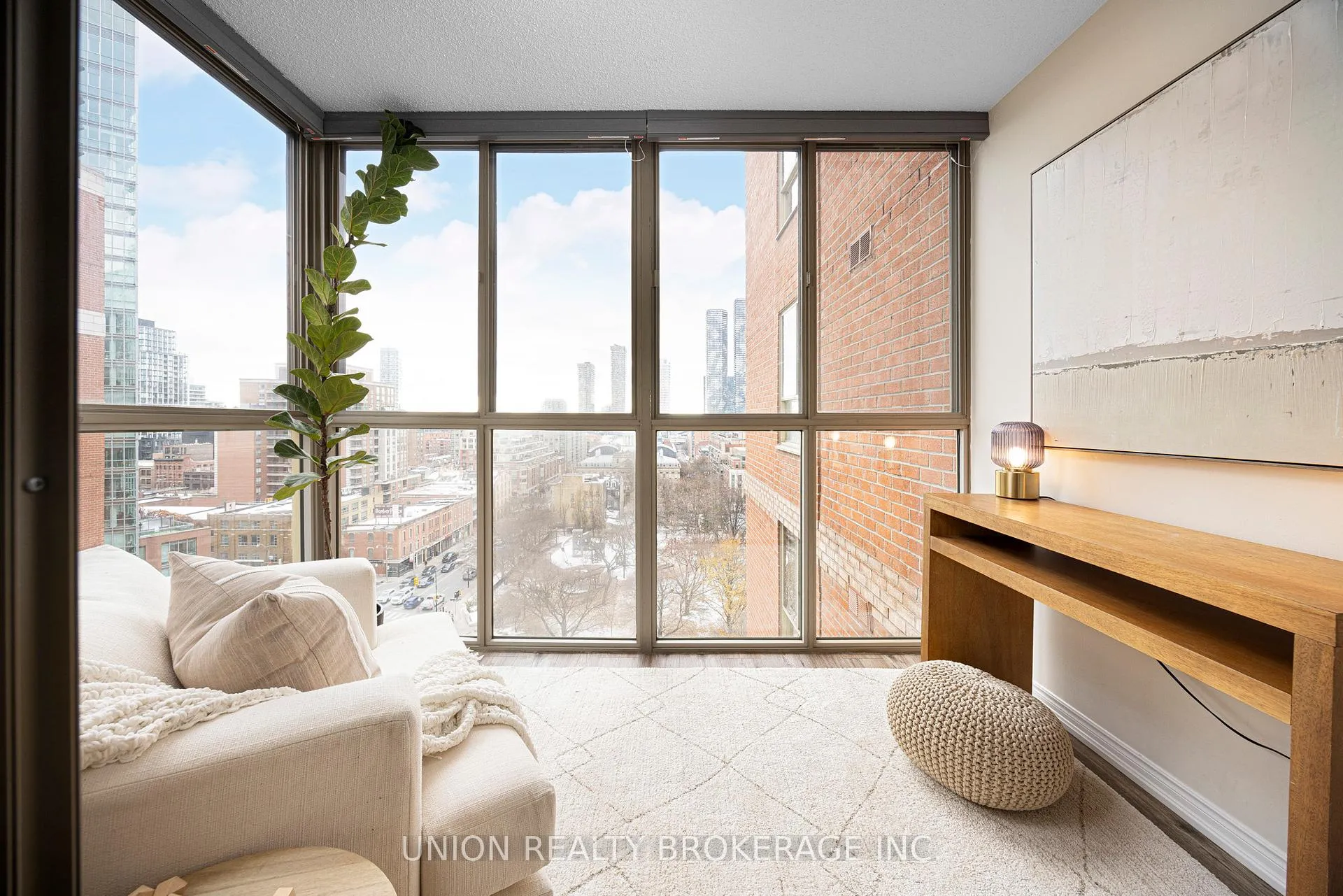 Photo 6 of Unit 1201, 95 Lombard Street, Toronto, Church-Yonge Corridor — HOMEH