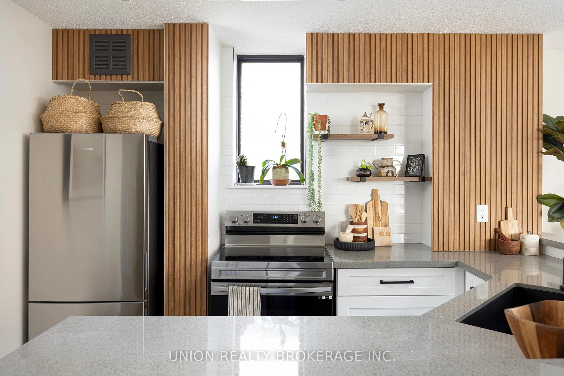 Photo 13 of Unit 1201, 95 Lombard Street, Toronto, Church-Yonge Corridor — HOMEH