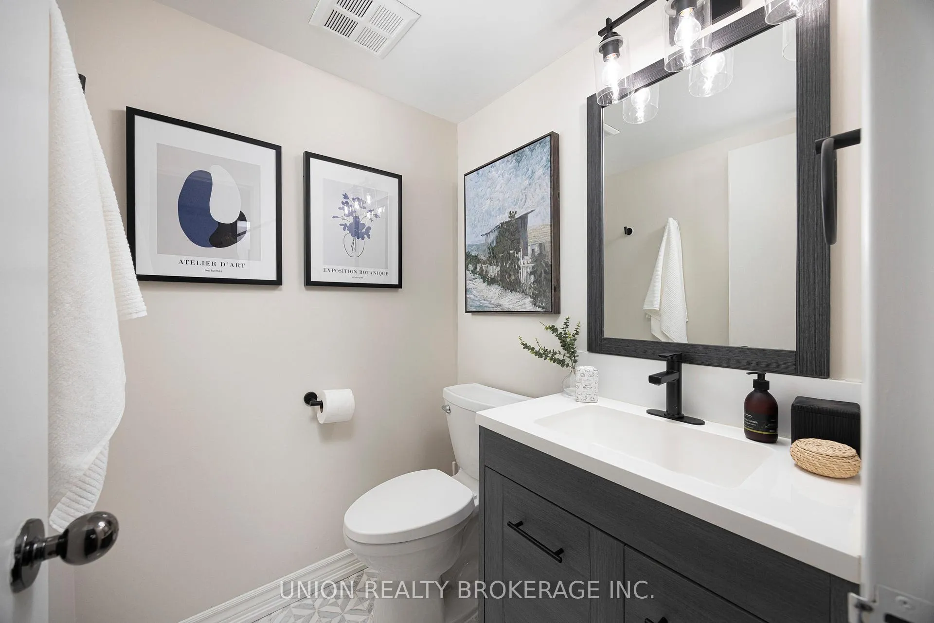 Photo 22 of Unit 1201, 95 Lombard Street, Toronto, Church-Yonge Corridor — HOMEH