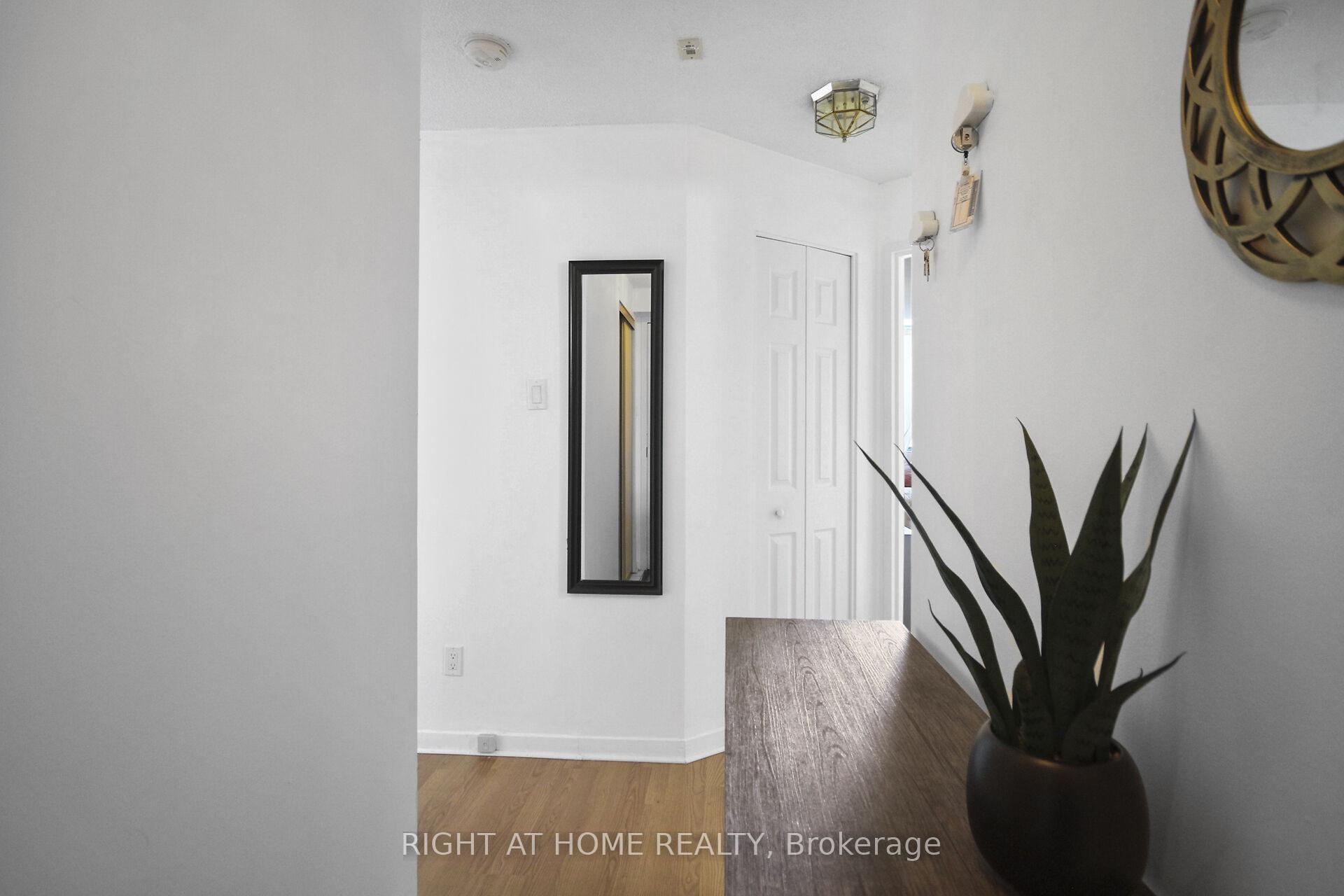 Photo 7 of Unit 1104, 1440 Heron Road, Ottawa, Heron Gate — HOMEH