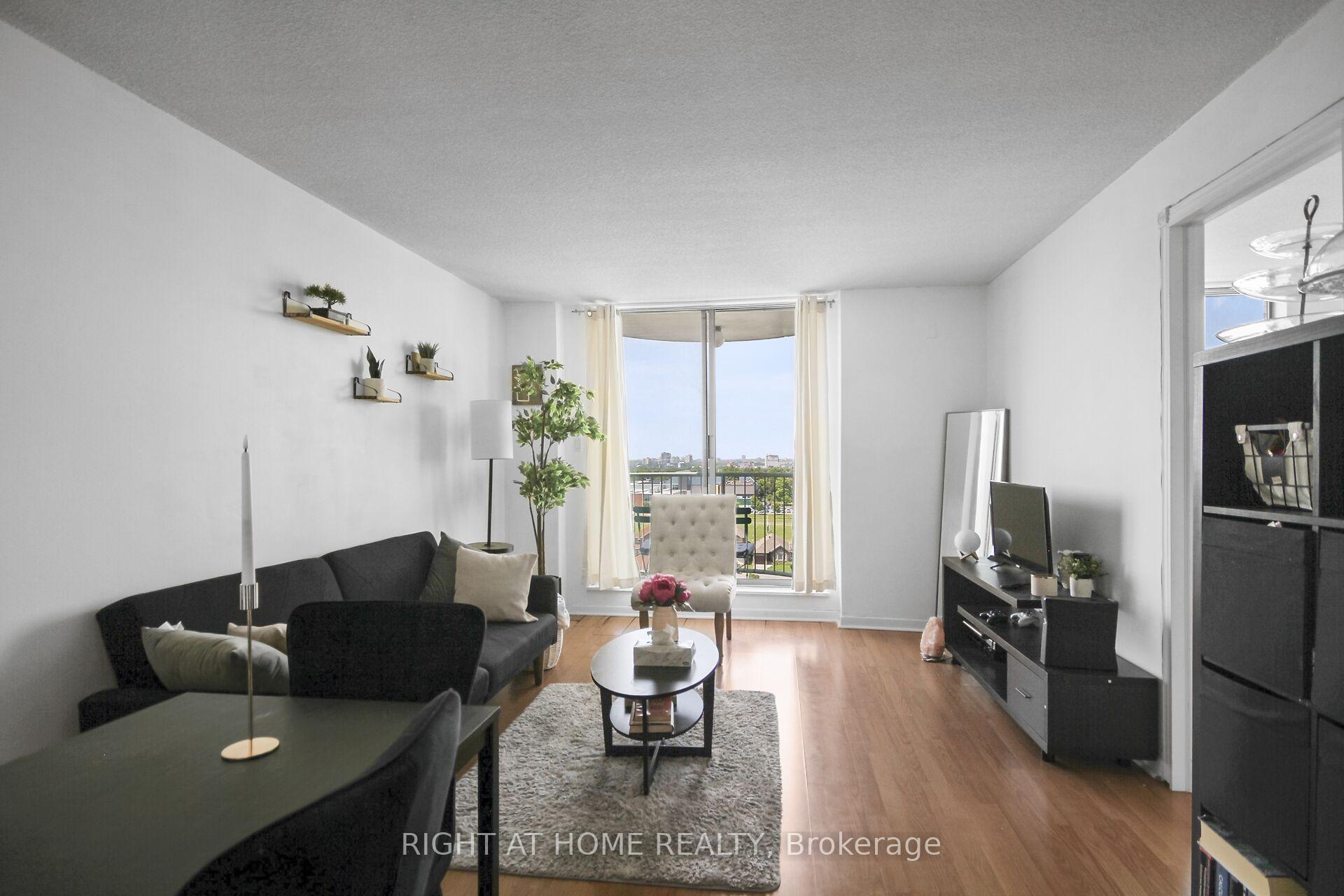Photo 10 of Unit 1104, 1440 Heron Road, Ottawa, Heron Gate — HOMEH