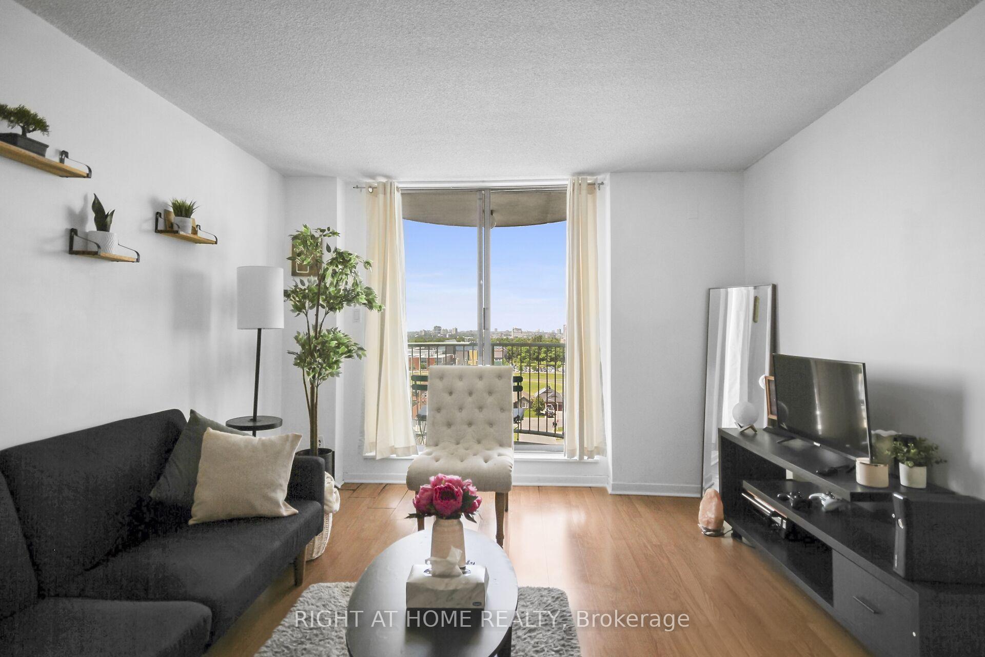 Photo 13 of Unit 1104, 1440 Heron Road, Ottawa, Heron Gate — HOMEH