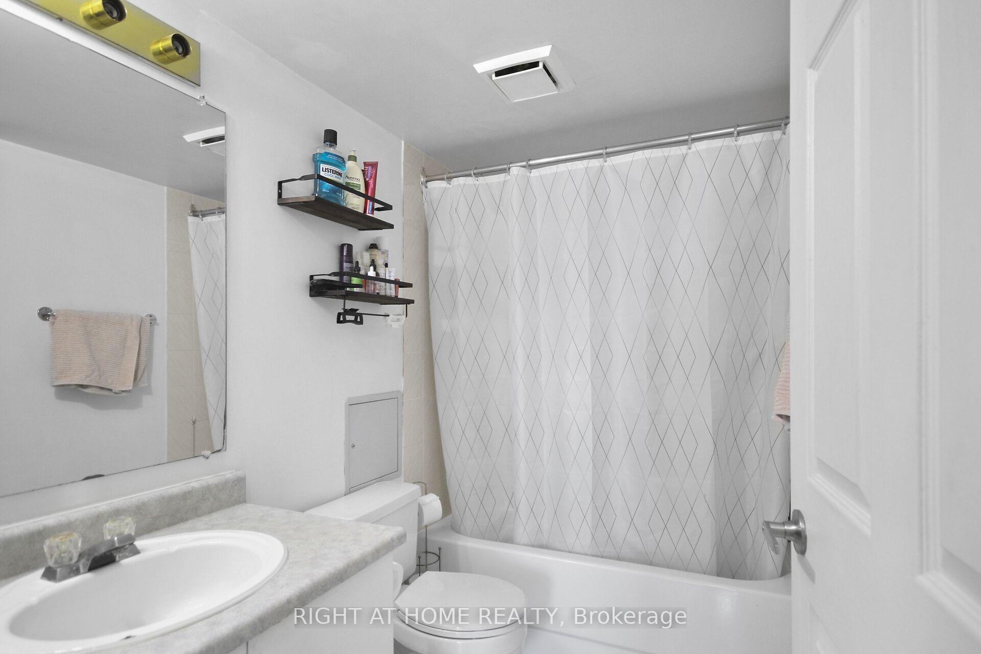 Photo 25 of Unit 1104, 1440 Heron Road, Ottawa, Heron Gate — HOMEH