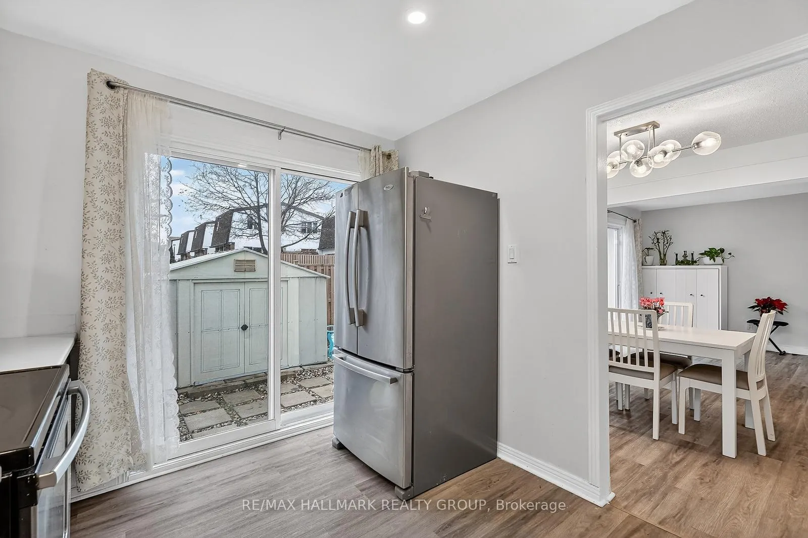 Photo 7 of Unit 26, 837 Eastvale Drive, Ottawa, Beaconwood — HOMEH