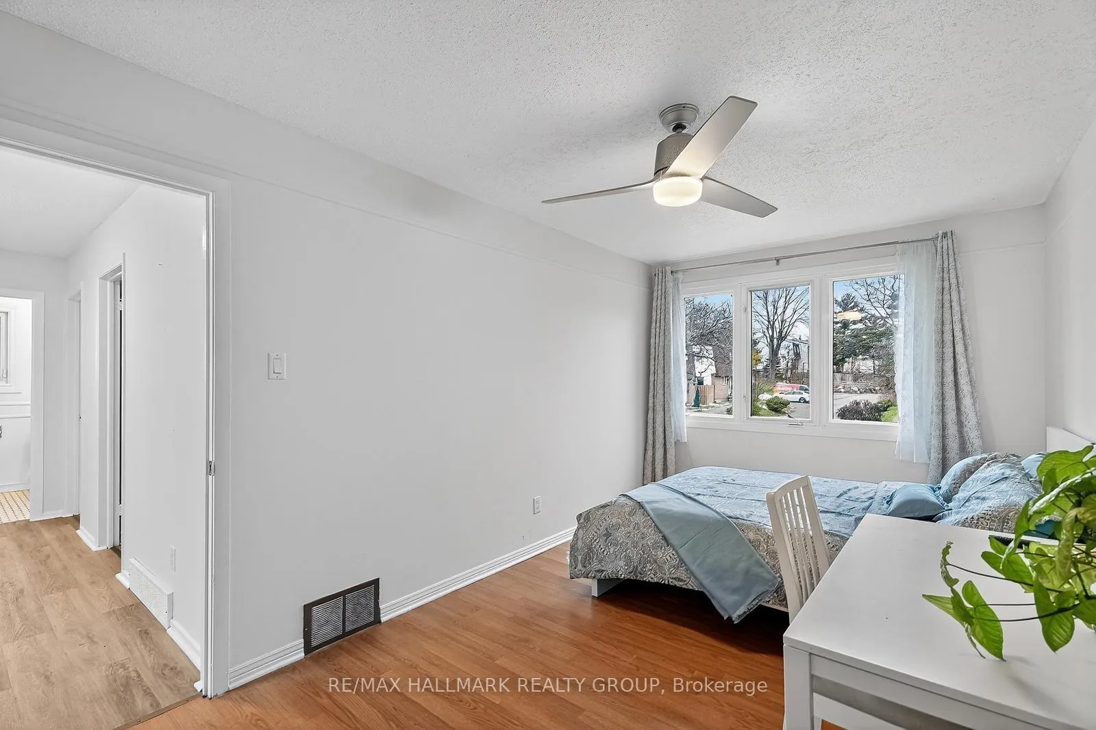 Photo 21 of Unit 26, 837 Eastvale Drive, Ottawa, Beaconwood — HOMEH