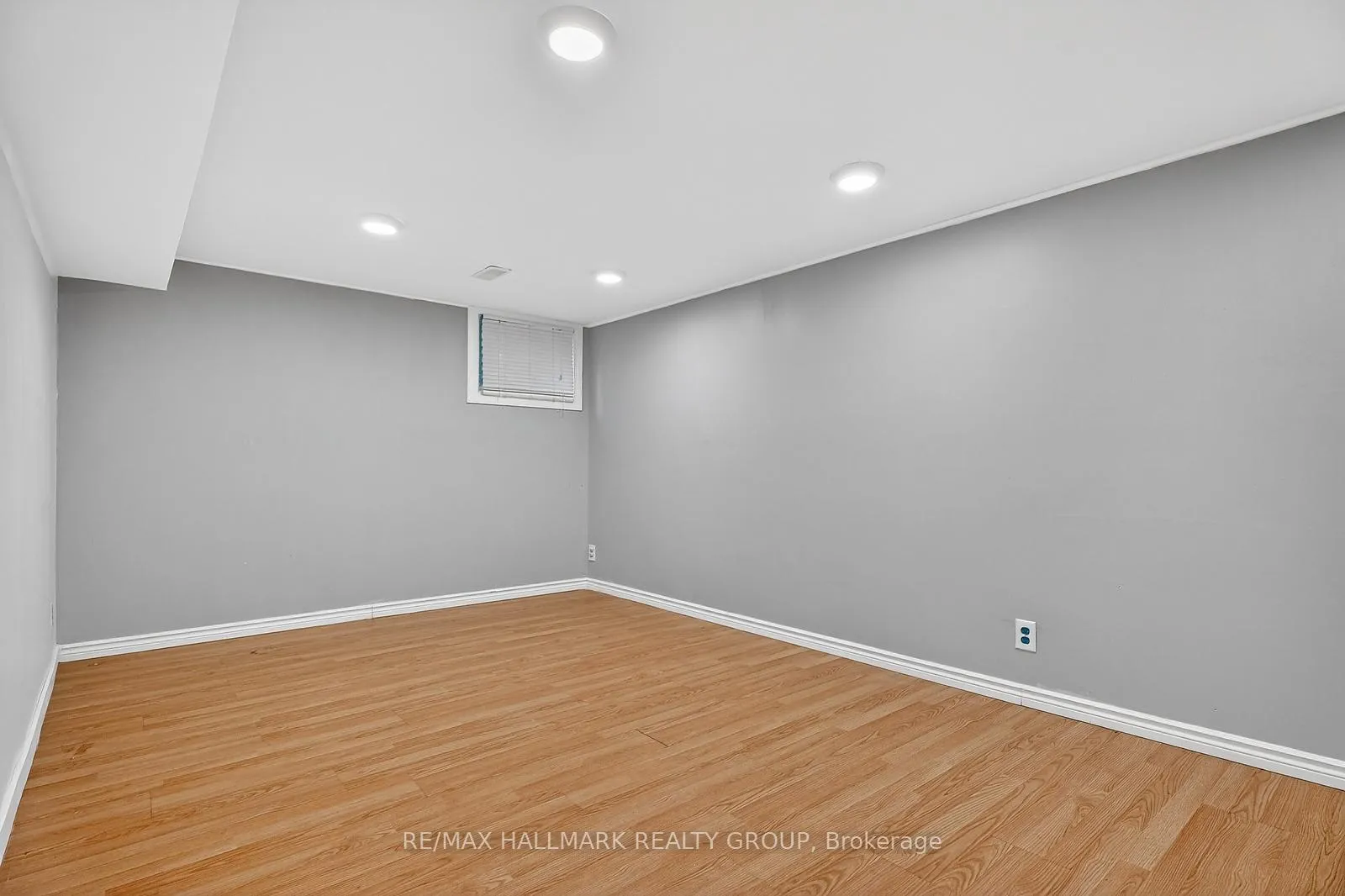 Photo 29 of Unit 26, 837 Eastvale Drive, Ottawa, Beaconwood — HOMEH