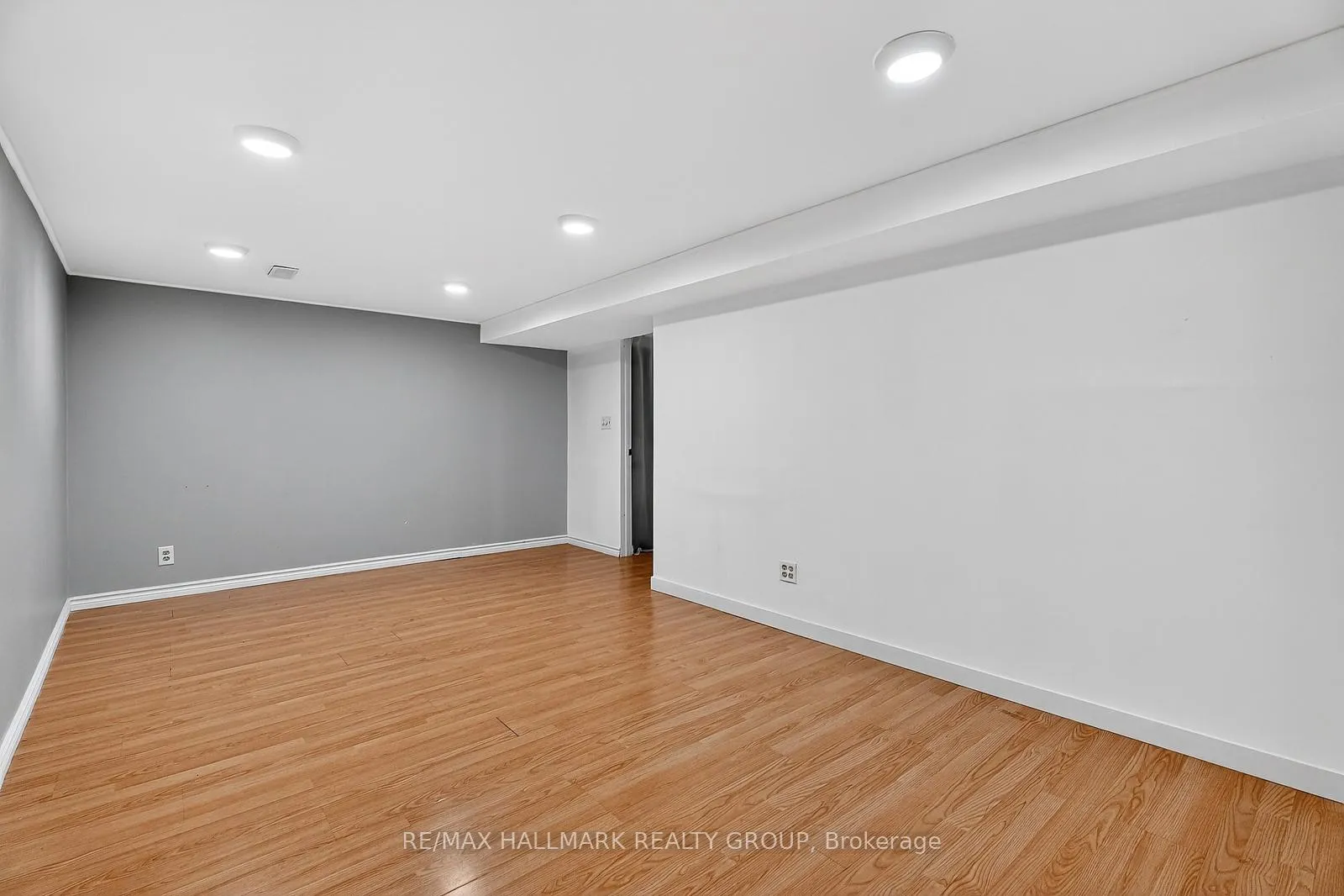 Photo 30 of Unit 26, 837 Eastvale Drive, Ottawa, Beaconwood — HOMEH