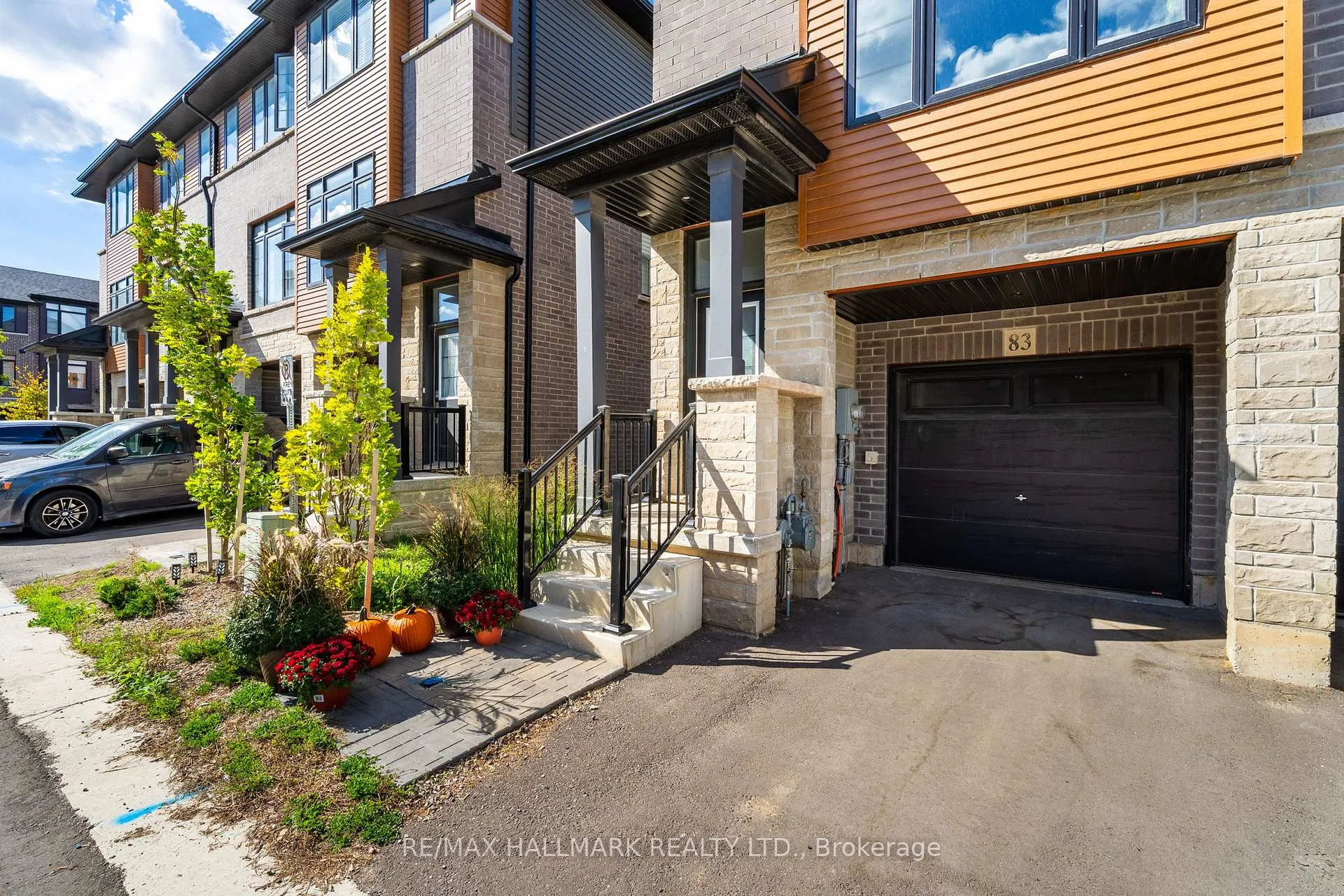Photo 3 of Unit 83, 461 Blackburn Drive, Brant, Brantford Twp — HOMEH