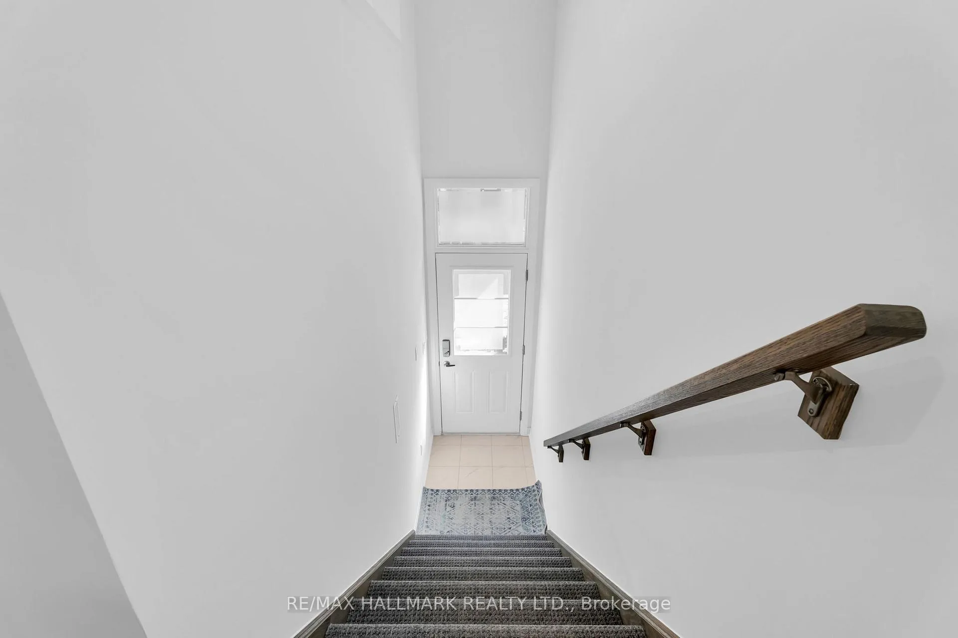 Photo 5 of Unit 83, 461 Blackburn Drive, Brant, Brantford Twp — HOMEH