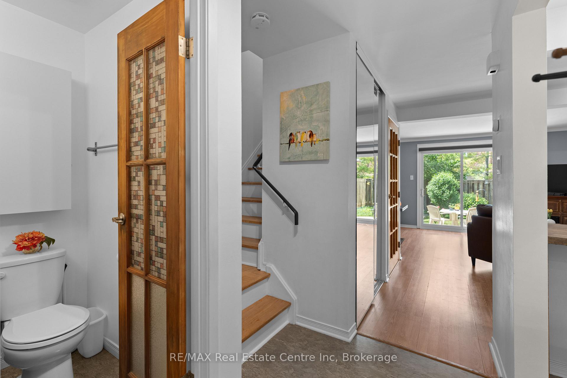 Photo 2 of Unit 28, 383 Edinburgh Road S, Guelph, Dovercliffe Park/Old University — HOMEH
