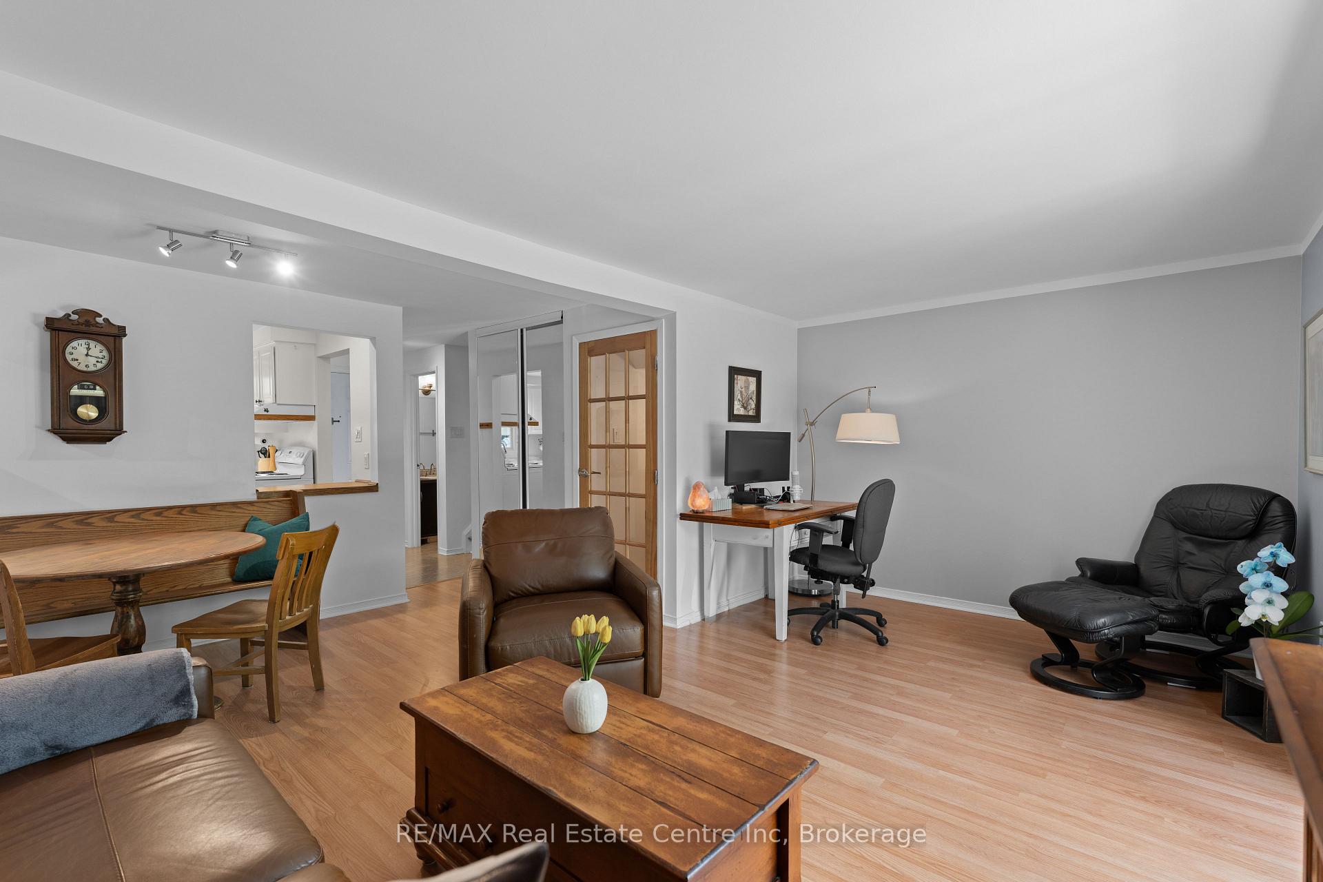 Photo 12 of Unit 28, 383 Edinburgh Road S, Guelph, Dovercliffe Park/Old University — HOMEH