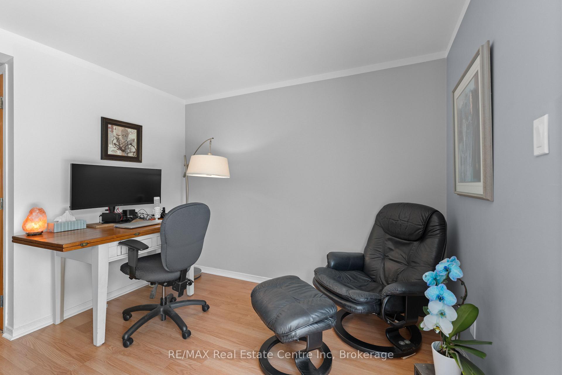 Photo 13 of Unit 28, 383 Edinburgh Road S, Guelph, Dovercliffe Park/Old University — HOMEH