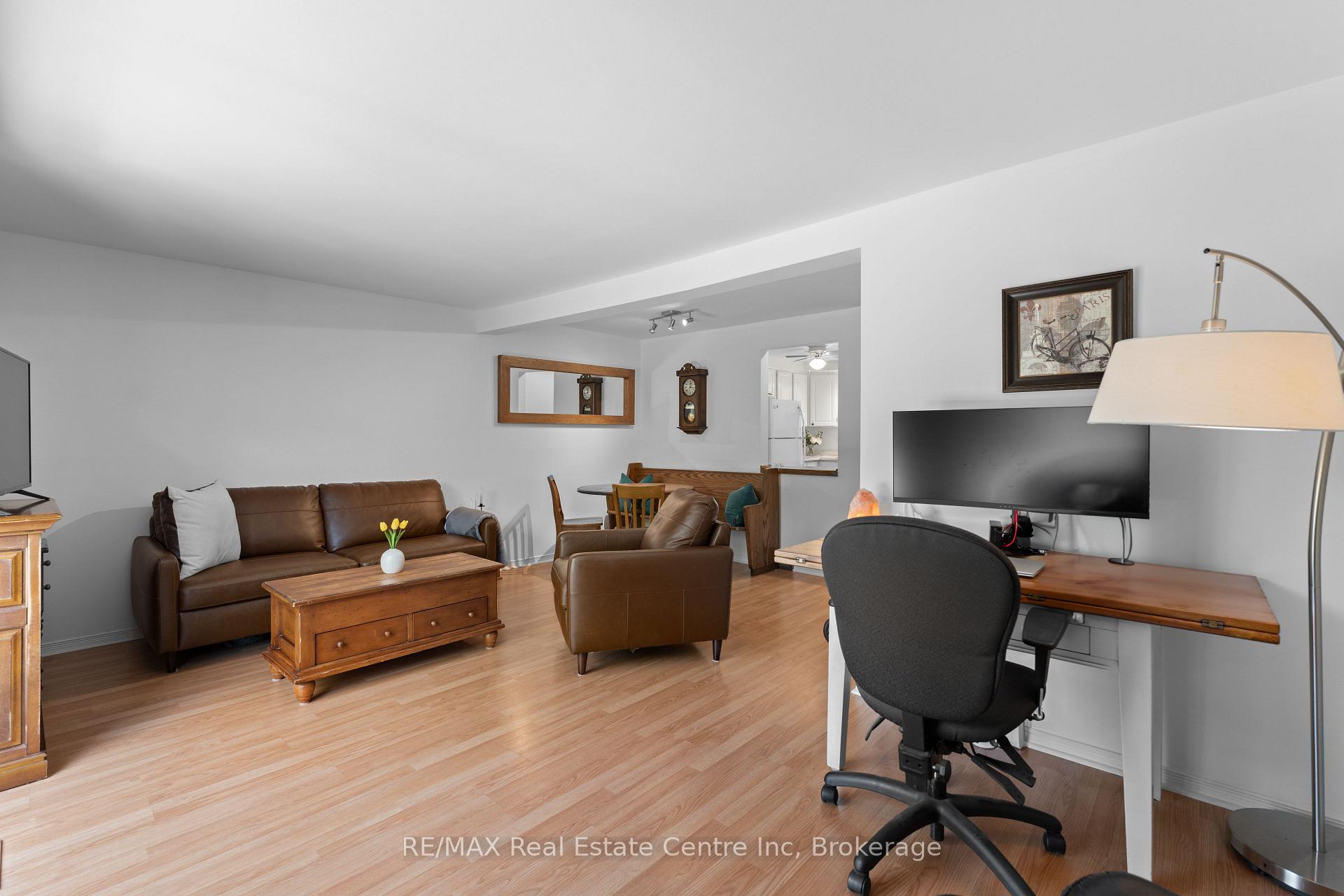 Photo 14 of Unit 28, 383 Edinburgh Road S, Guelph, Dovercliffe Park/Old University — HOMEH