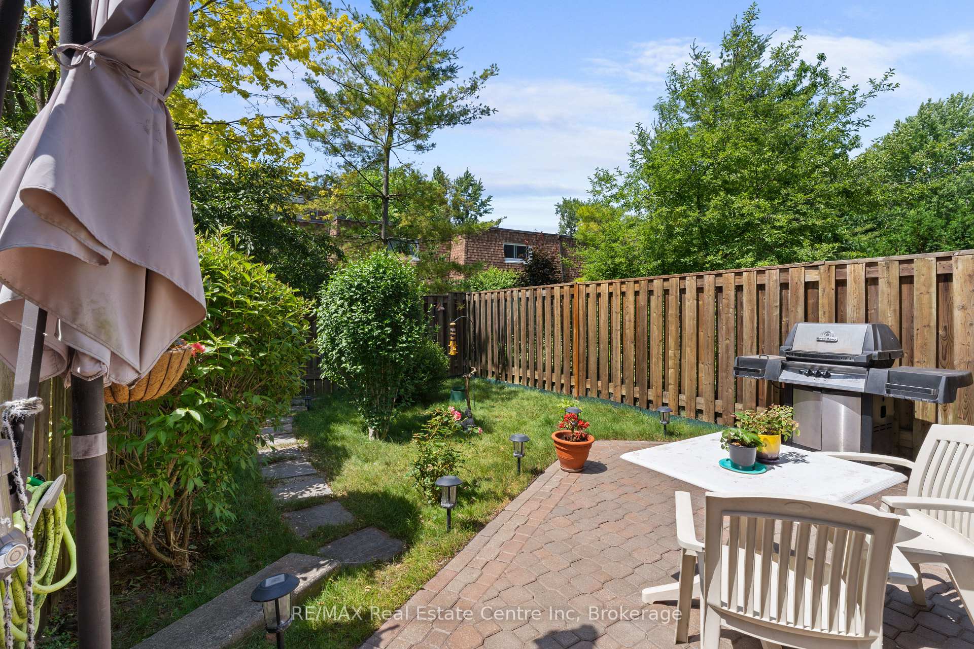 Photo 32 of Unit 28, 383 Edinburgh Road S, Guelph, Dovercliffe Park/Old University — HOMEH