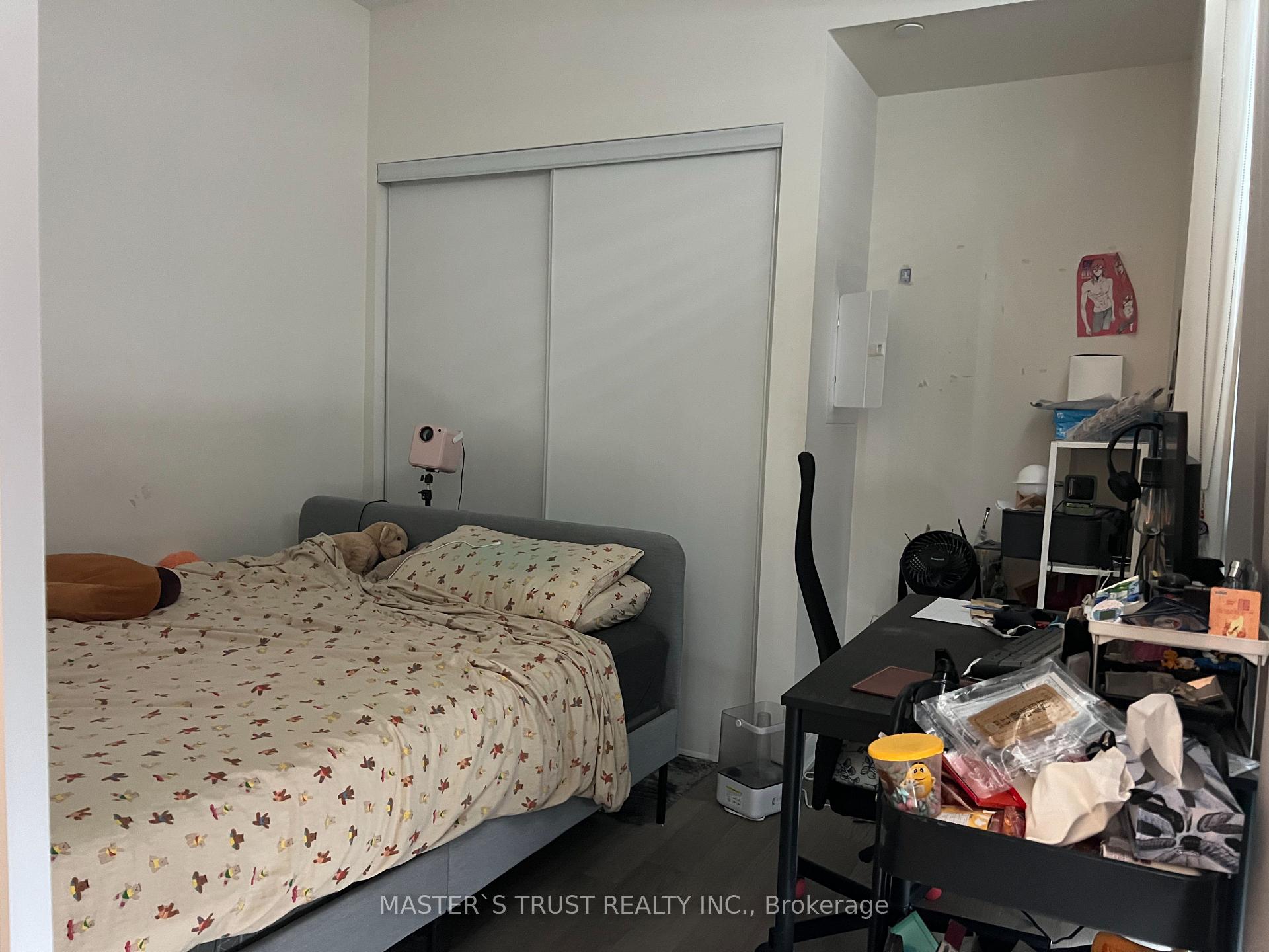 Photo 3 of Unit 1101, 17 Dundonald Street, Toronto, Church-Yonge Corridor — HOMEH