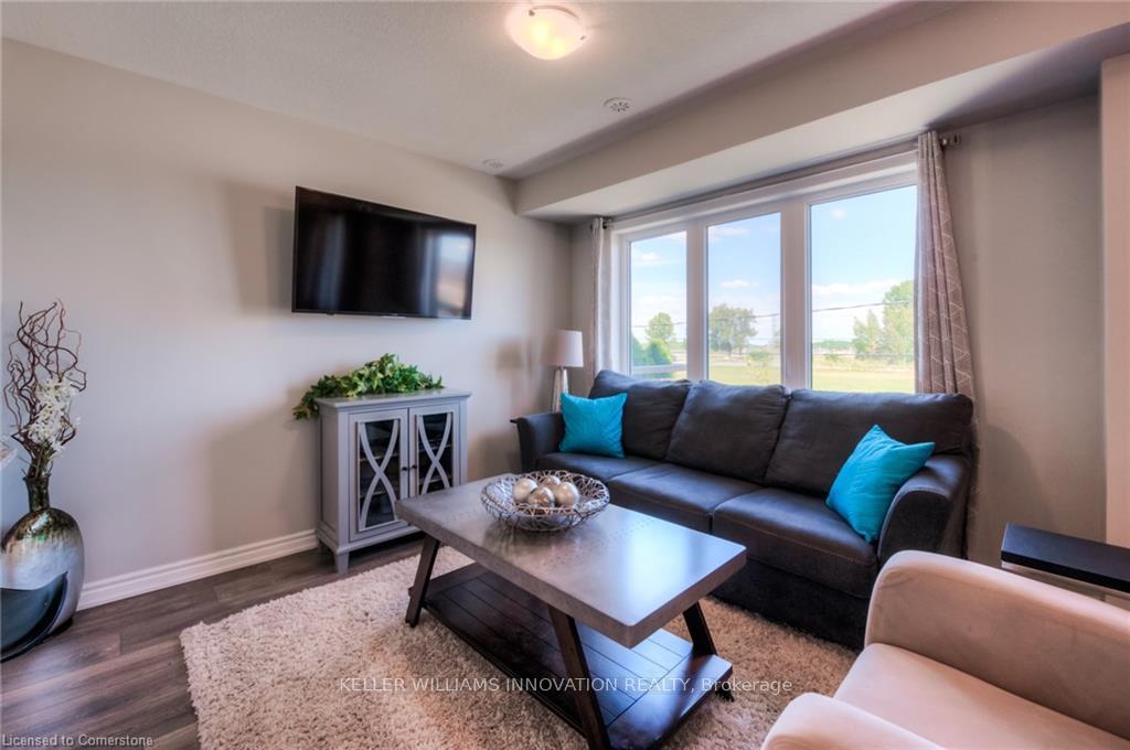 Photo 15 of 595 Goldenrod Lane, Kitchener — HOMEH